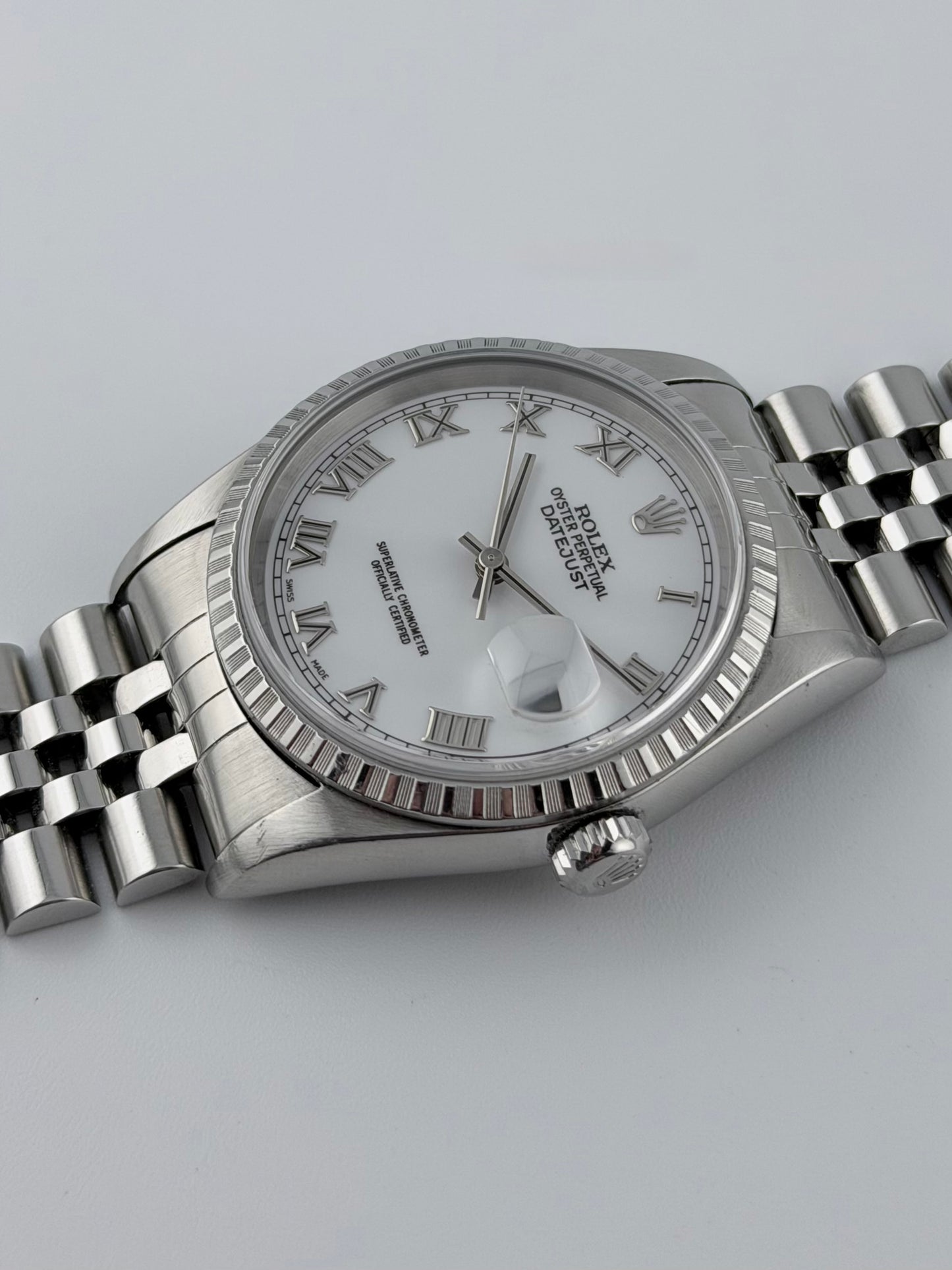 Rolex Datejust Oyster Perpetual - 16220 - Roman Numeral Dial - Original Box