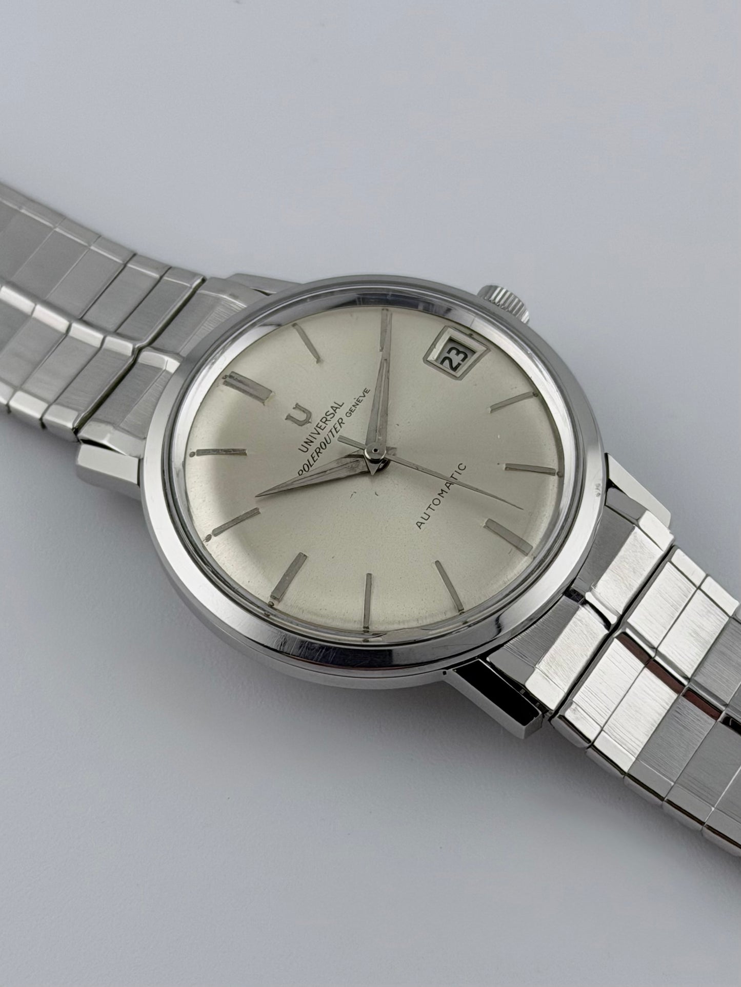 Universal Geneve Polerouter Automatic Date - 204604-1 - Ultra Rare