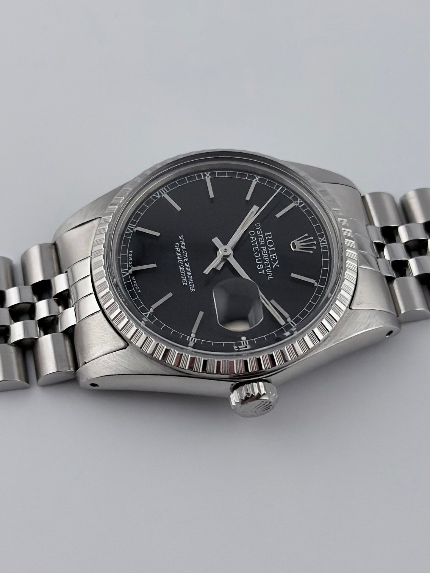 Rolex Datejust Oyster Perpetual - 16030 - Black - Original Box and Papers
