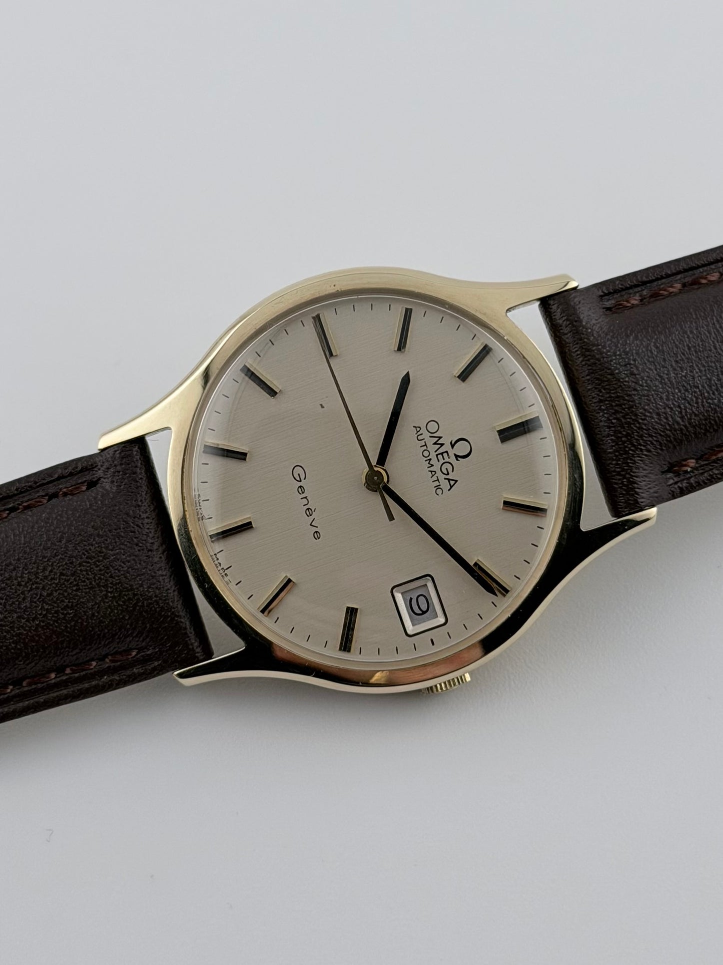Omega Geneve Automatic 9ct Gold 162.5421