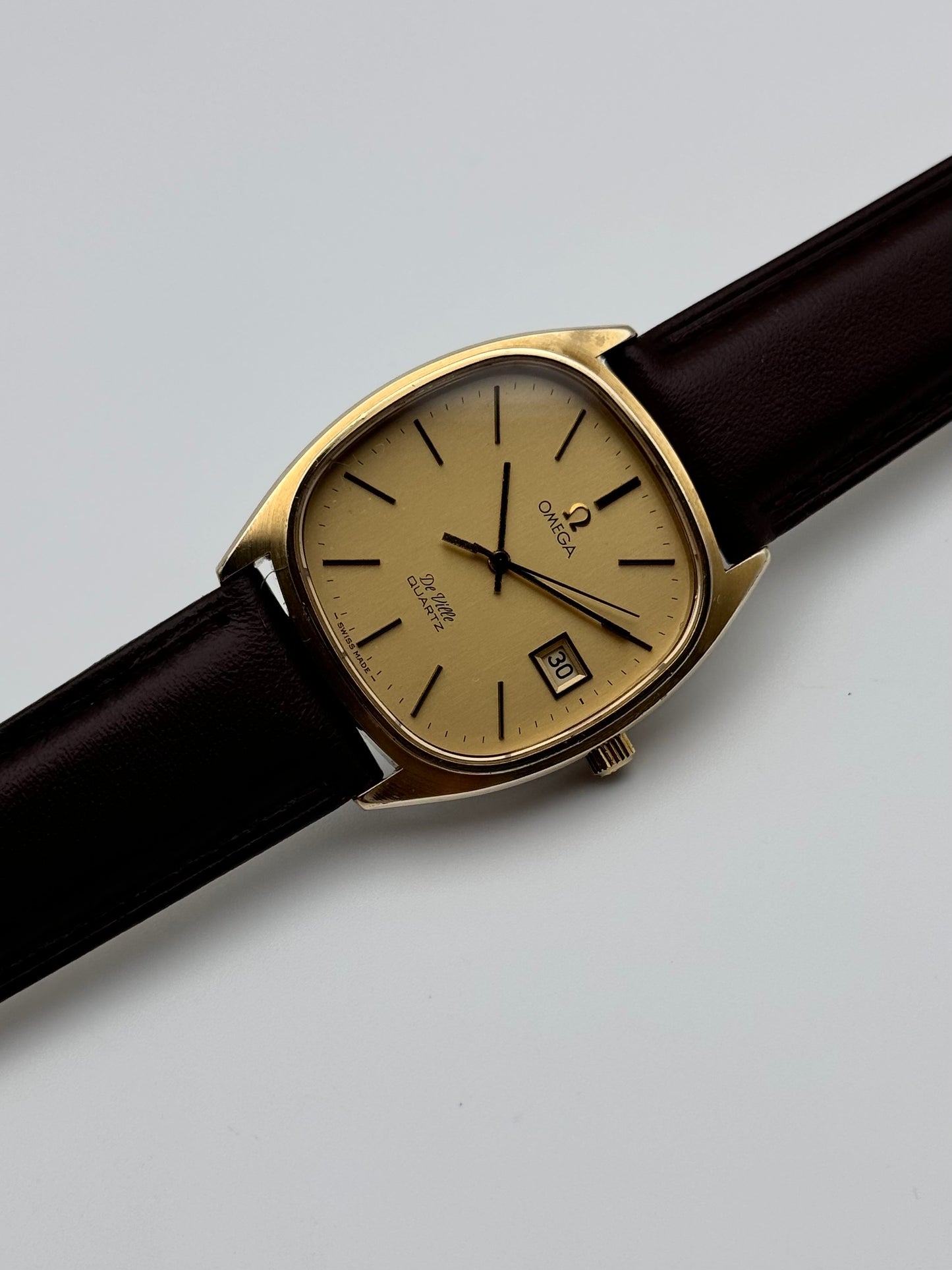 Omega DeVille Quartz Date 192.0034