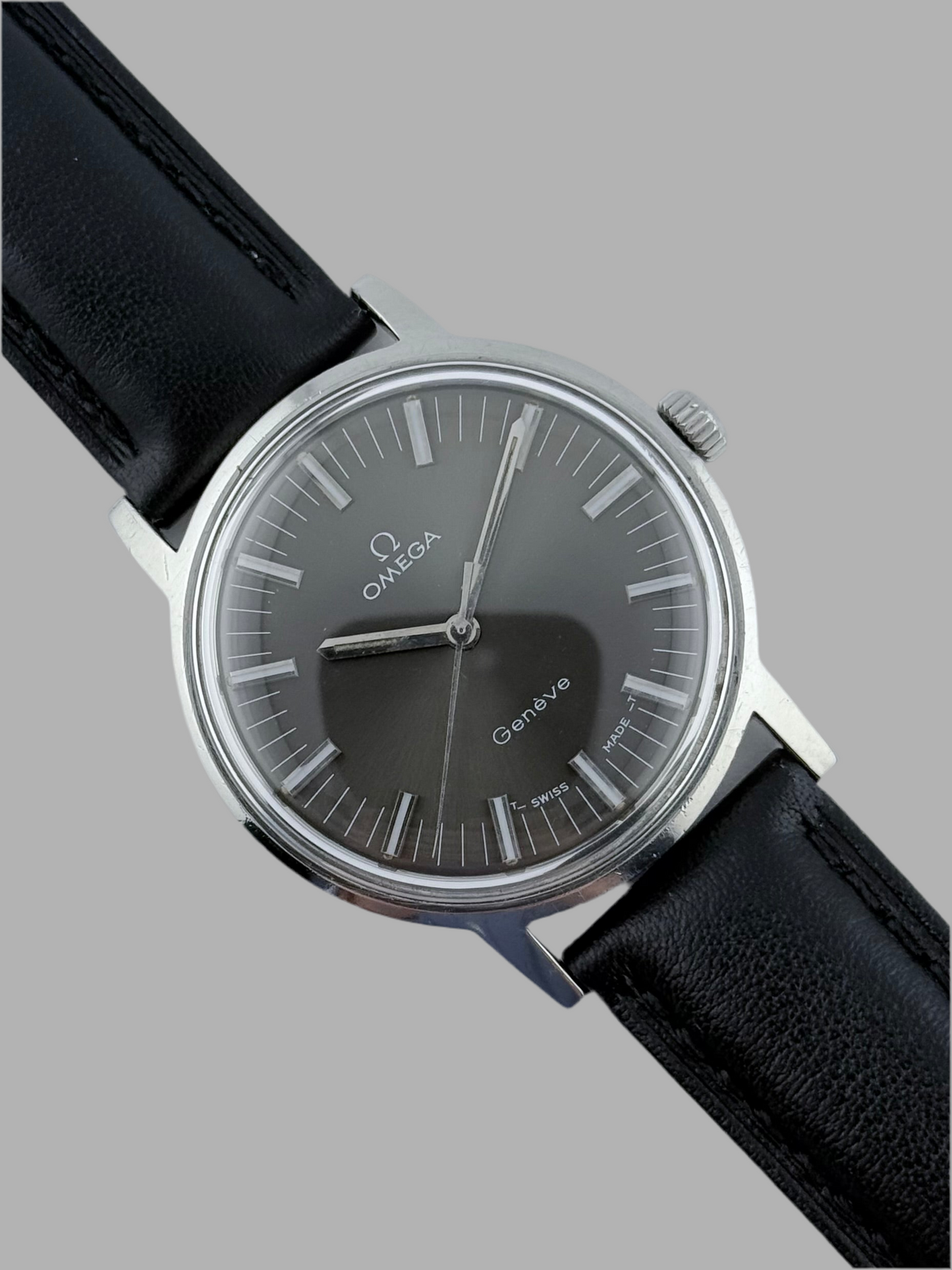 Omega Geneve Manual Wind 135.070 - Rare Slate Grey Dial