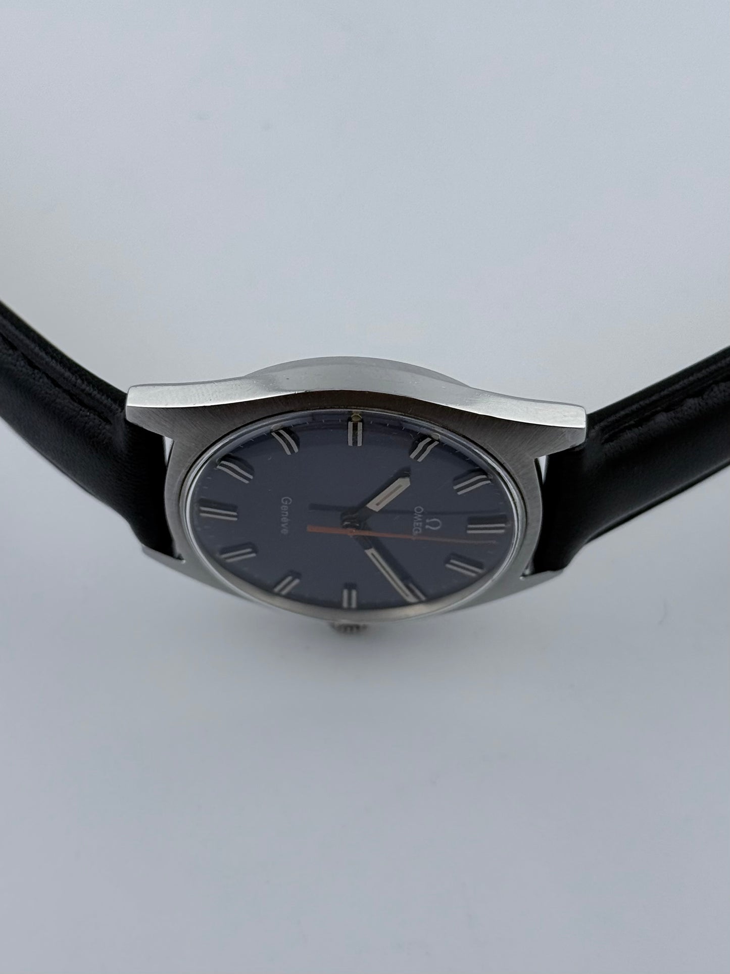 Omega Geneve Date Manual Wind 135.041