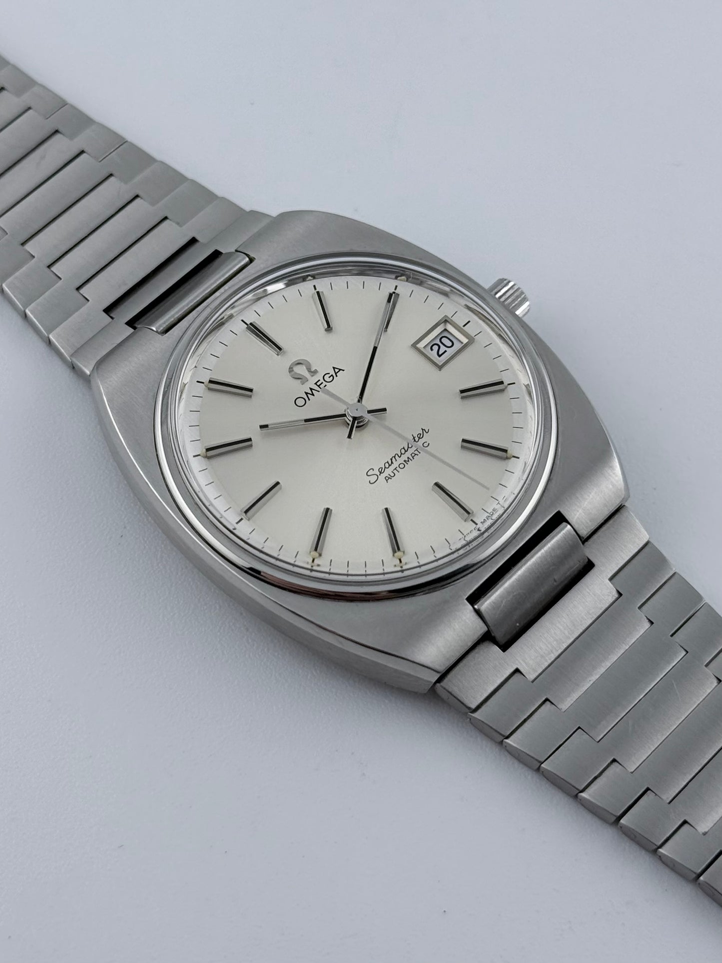 Omega Automatic Date 166.0206.1