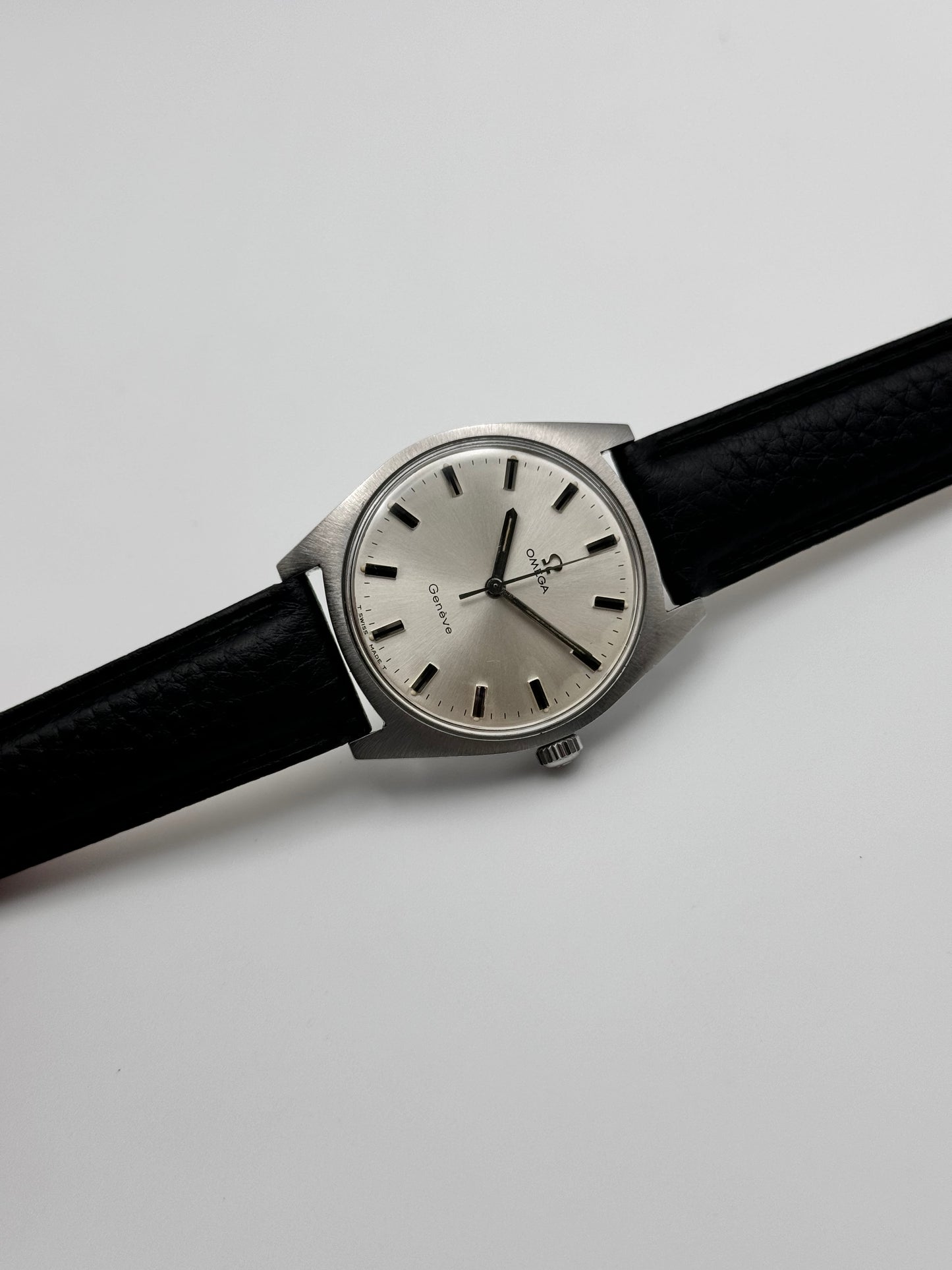 Omega Geneve Date Manual Wind 135.041