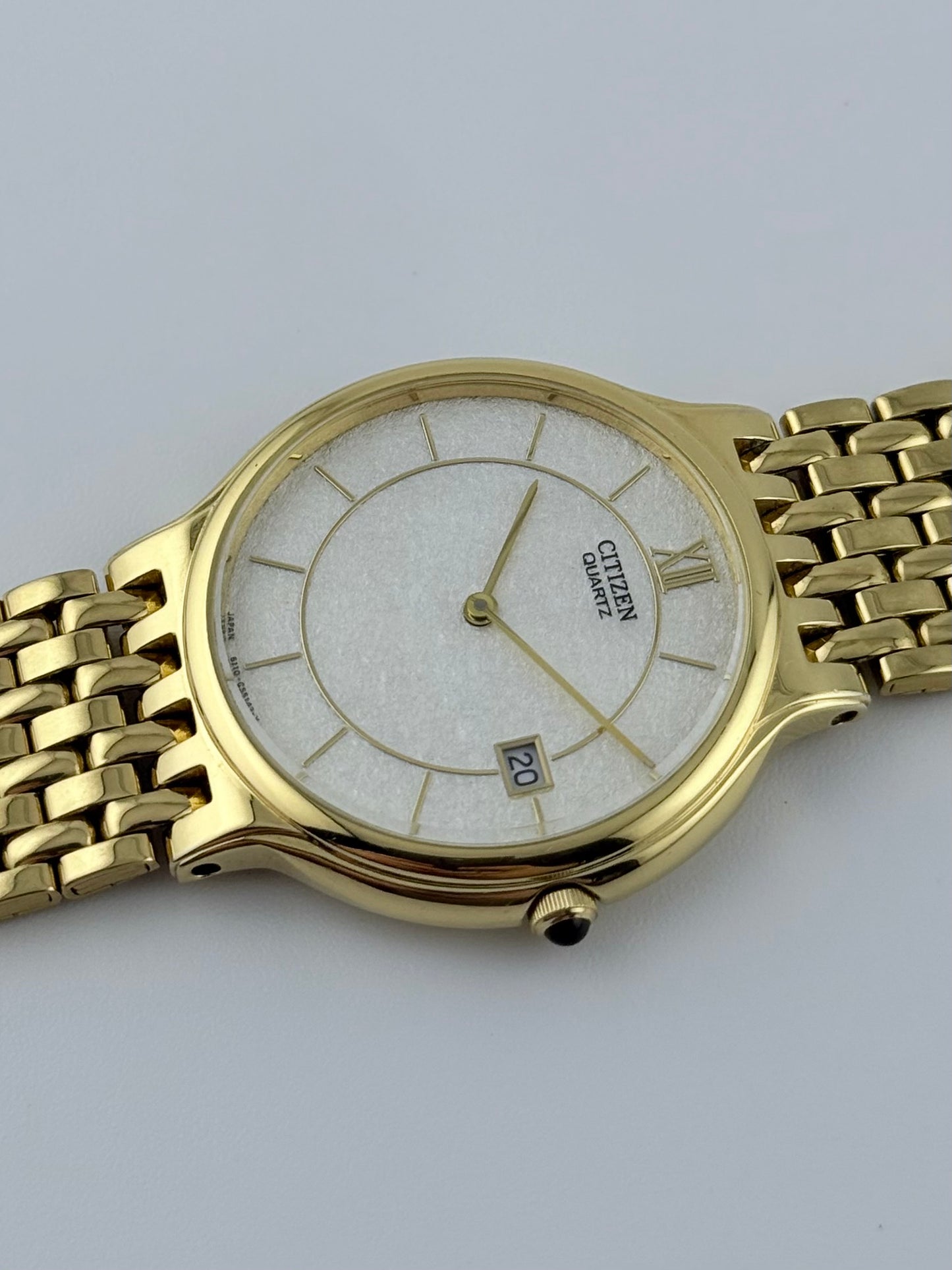 Citizen Quartz - Date 6115 - G10827 K