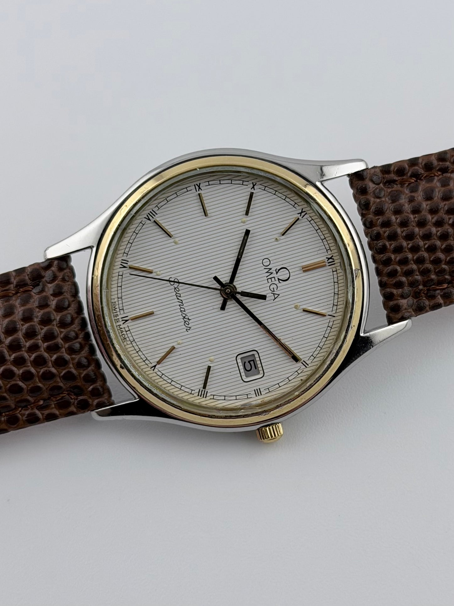 Omega Seamaster Quartz 196.0251 Linen-stripe Dial