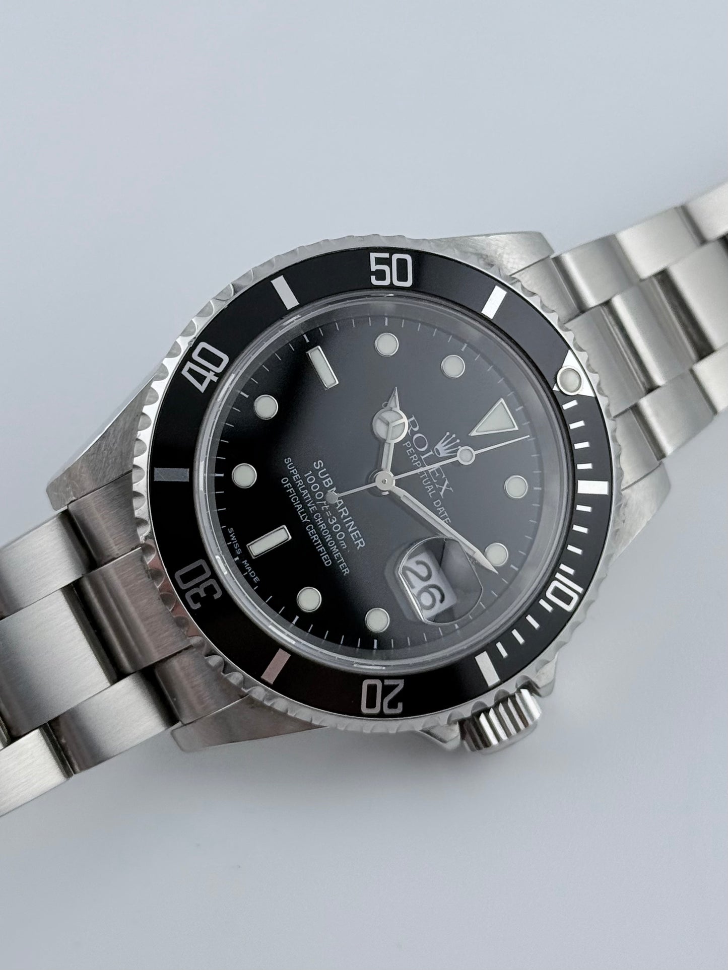 Rolex Oyster Perpetual Submariner Date - 16610 - Extremely Clean Condition