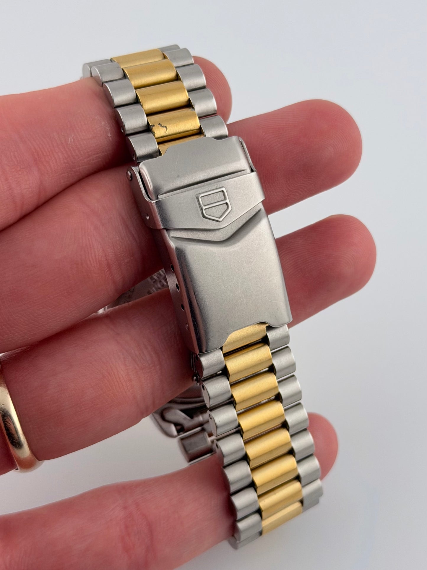 Tag Heuer Professional 200m Quartz Date - 964.013.2
