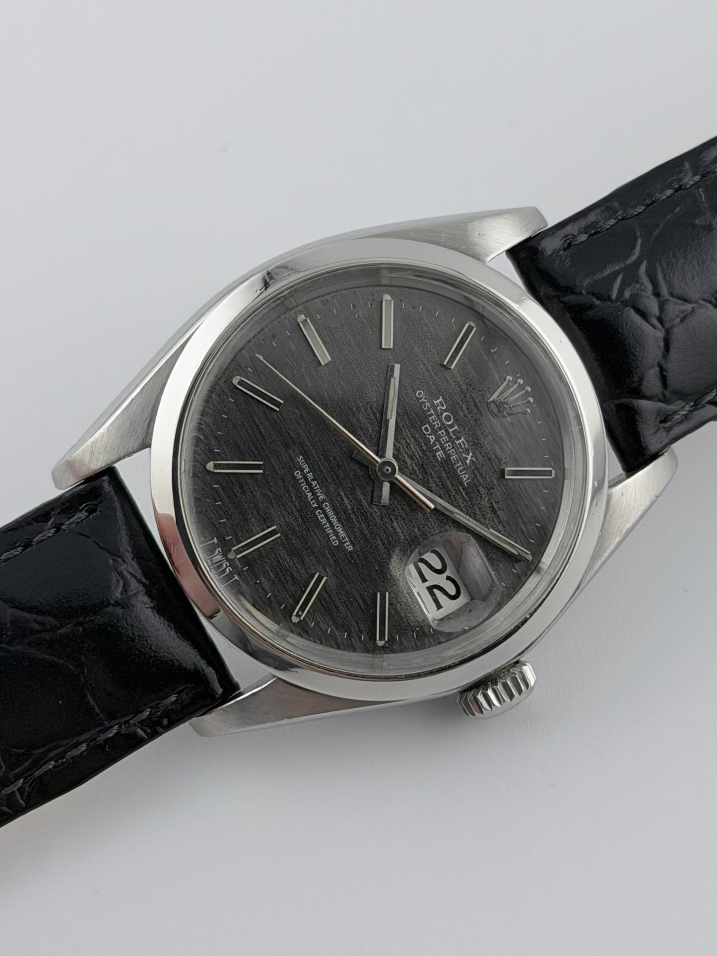 Rolex Oyster Perpetual Date Automatic - 1500 - Rare Shantung Dial