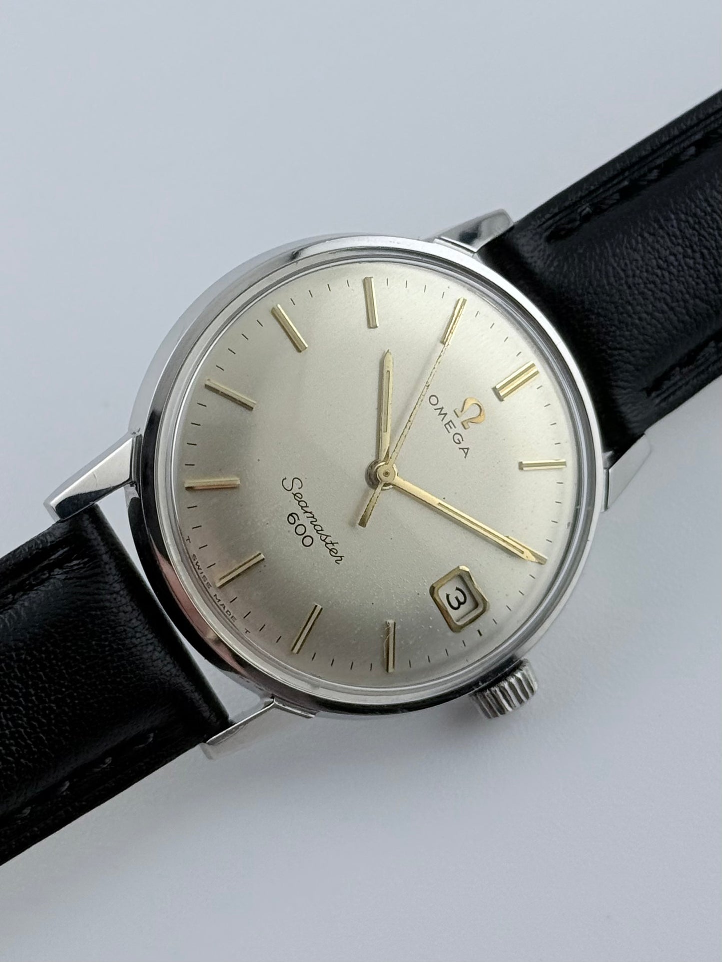 Omega Seamaster 600 Manual Wind - 136.011