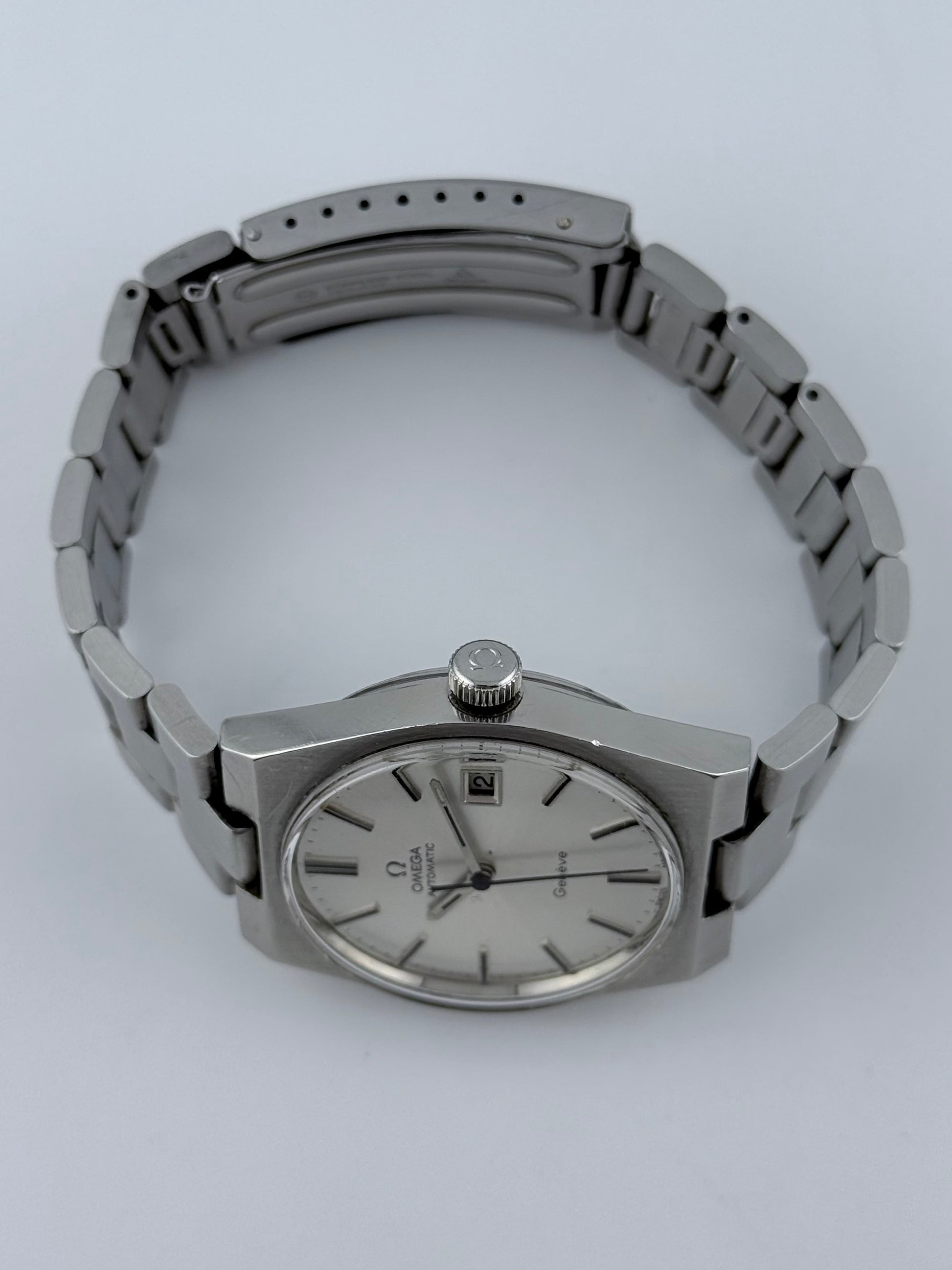 Omega Geneve Automatic Date – The Wrist Watcher