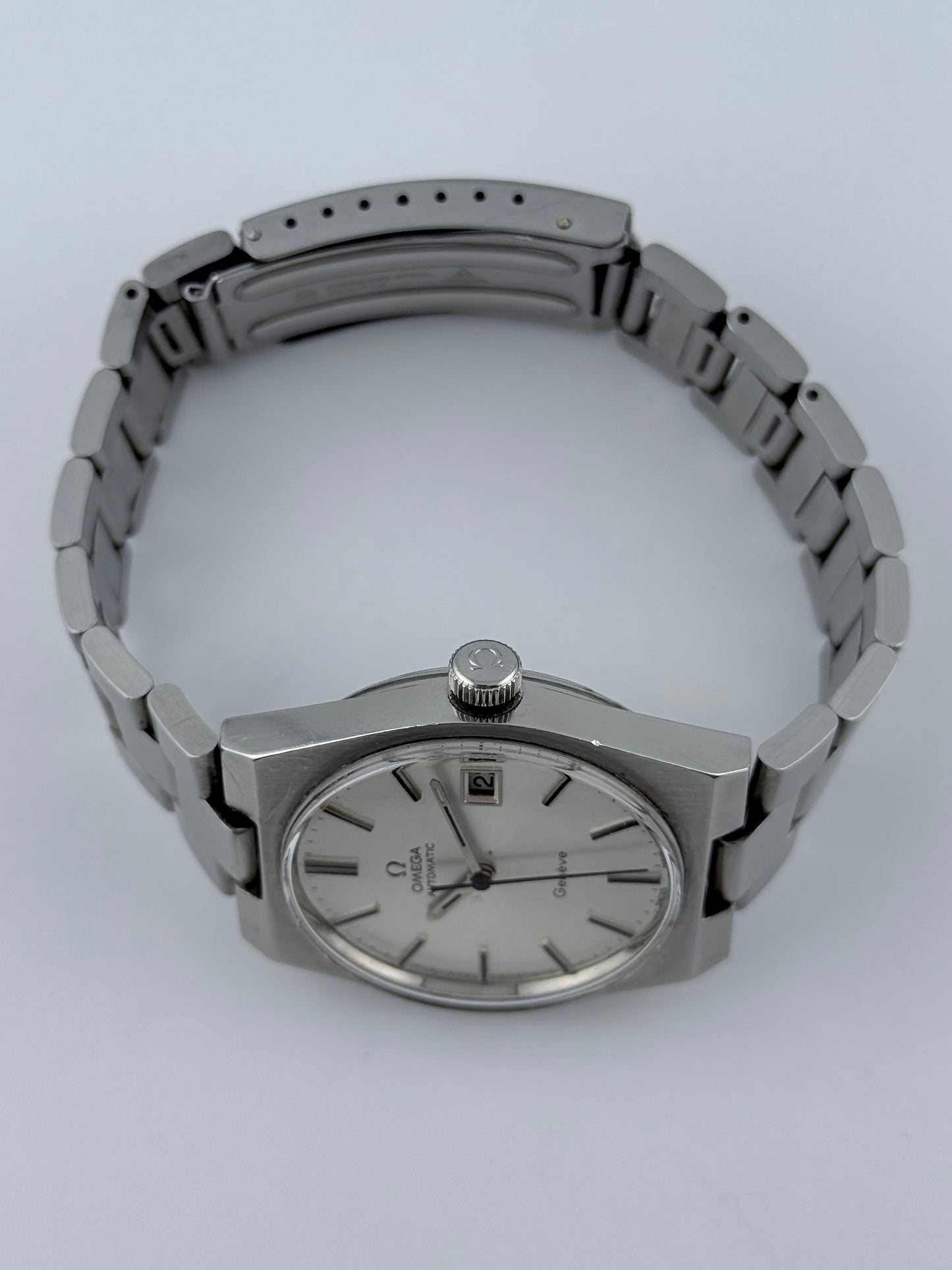 Omega Geneve Automatic Date 166.099