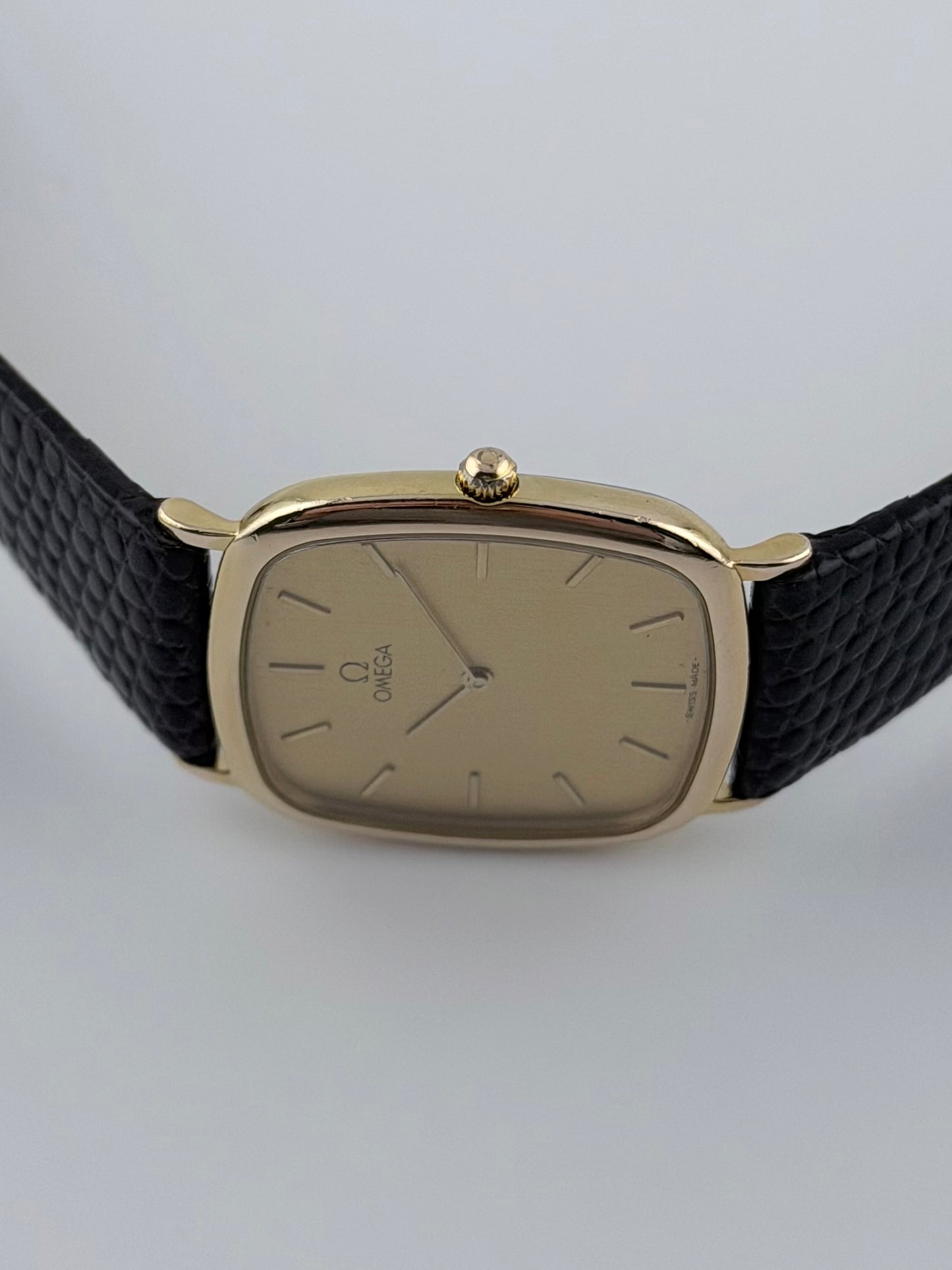 Omega De Ville Tank Quartz - 195.0077.2 - Tapestry Dial