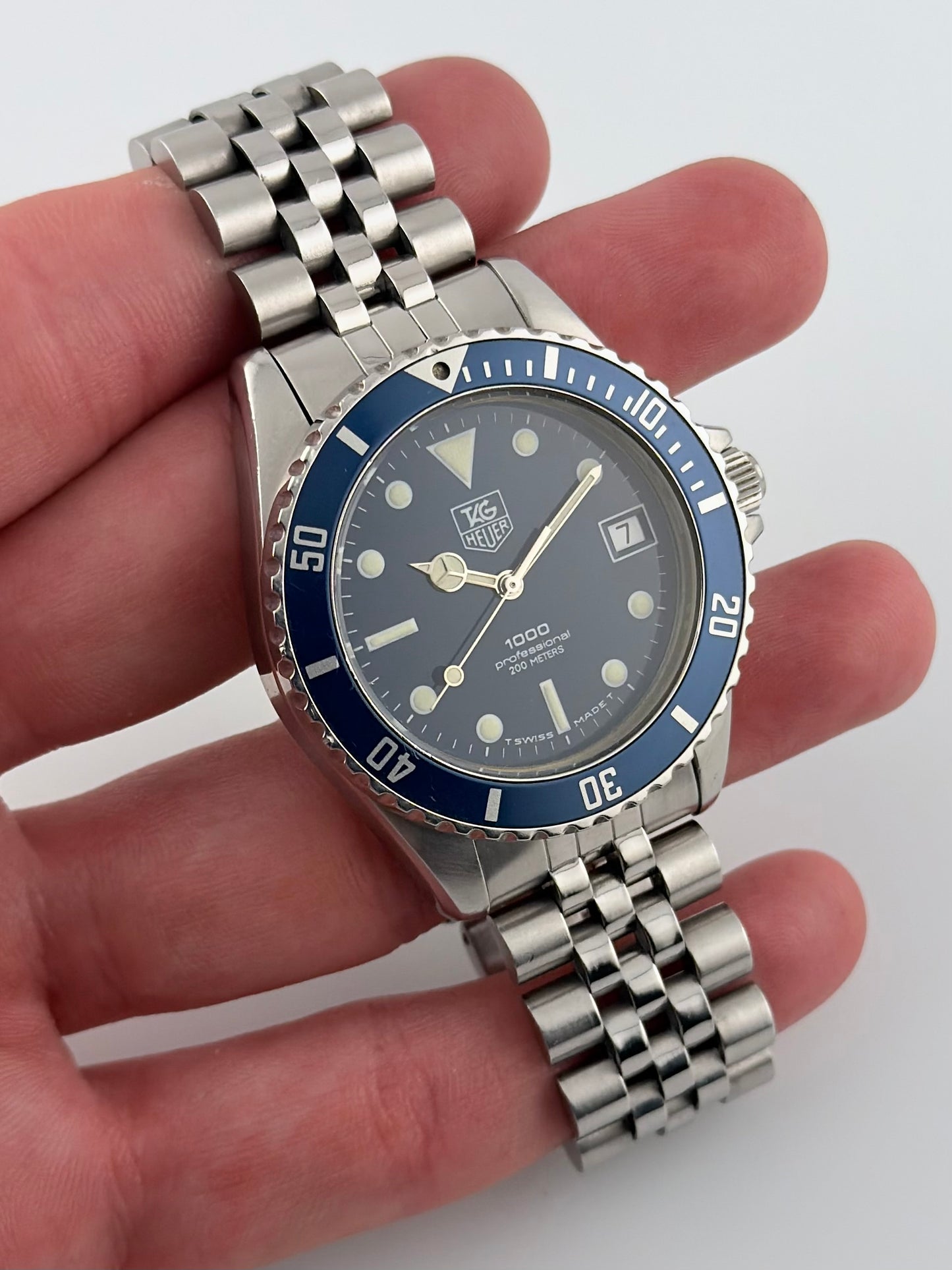 Tag Heuer Professional 1000 Quartz Date 200m 980.613N - Blue Dial
