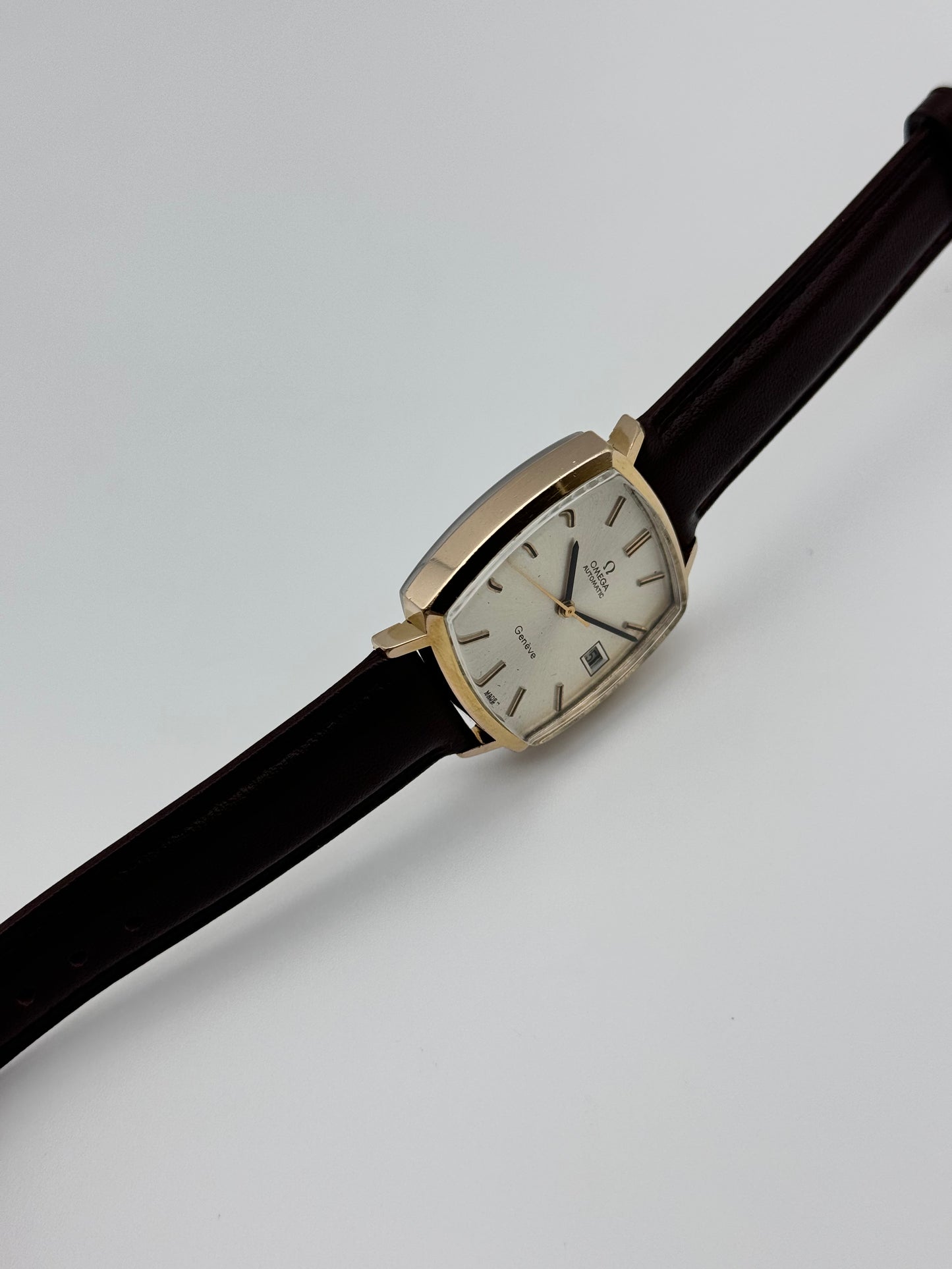 Omega Geneve Automatic Date 162.0042