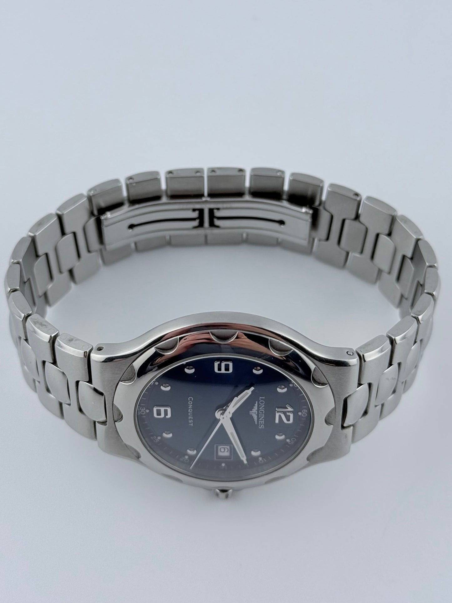 Longines L1.633.4 Conquest Quartz