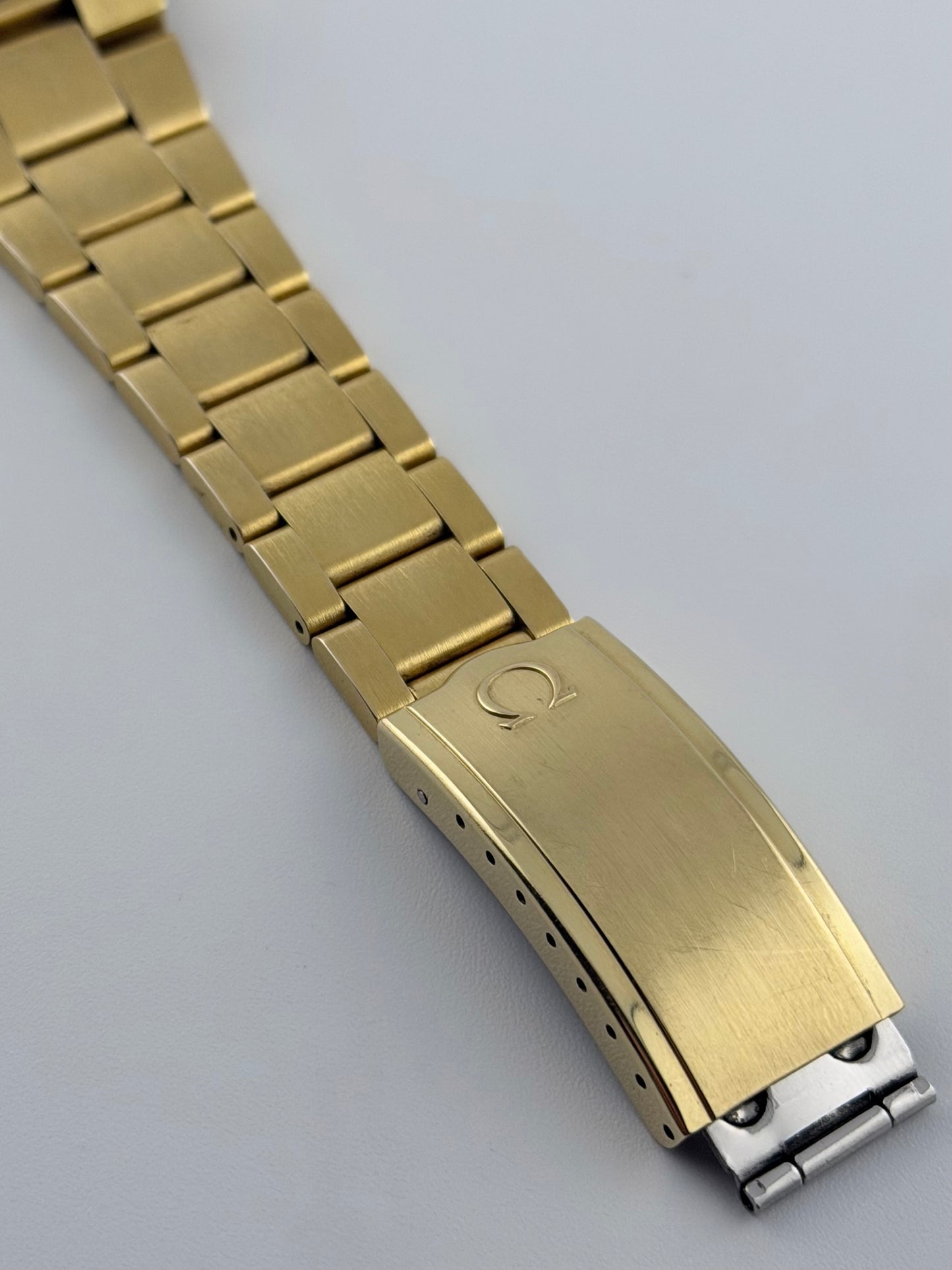 Omega Geneve Day-Date 166.0125 - Near Mint Condition!