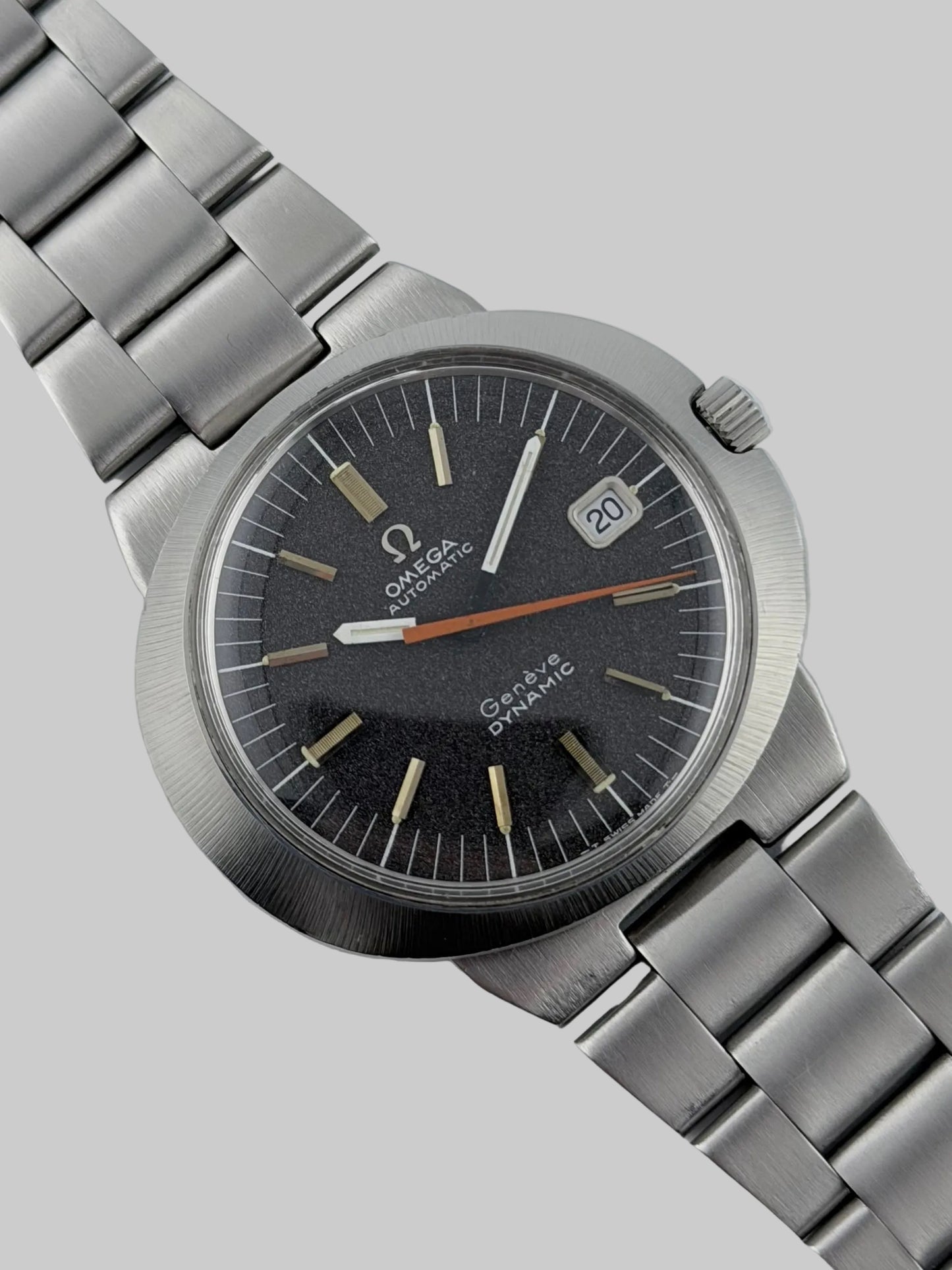 Omega Geneve Dynamic Automatic Date 166.039