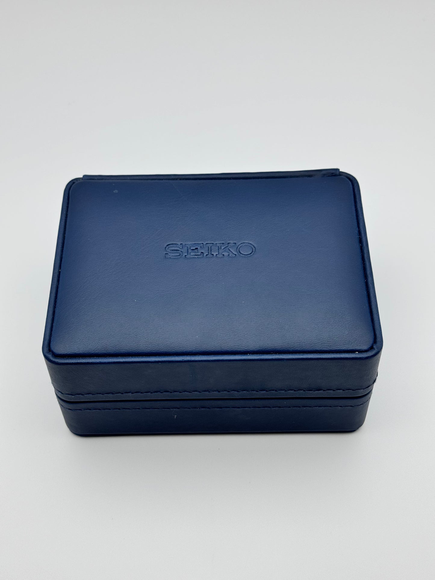 Seiko Quartz V743-9020 - Box and Papers