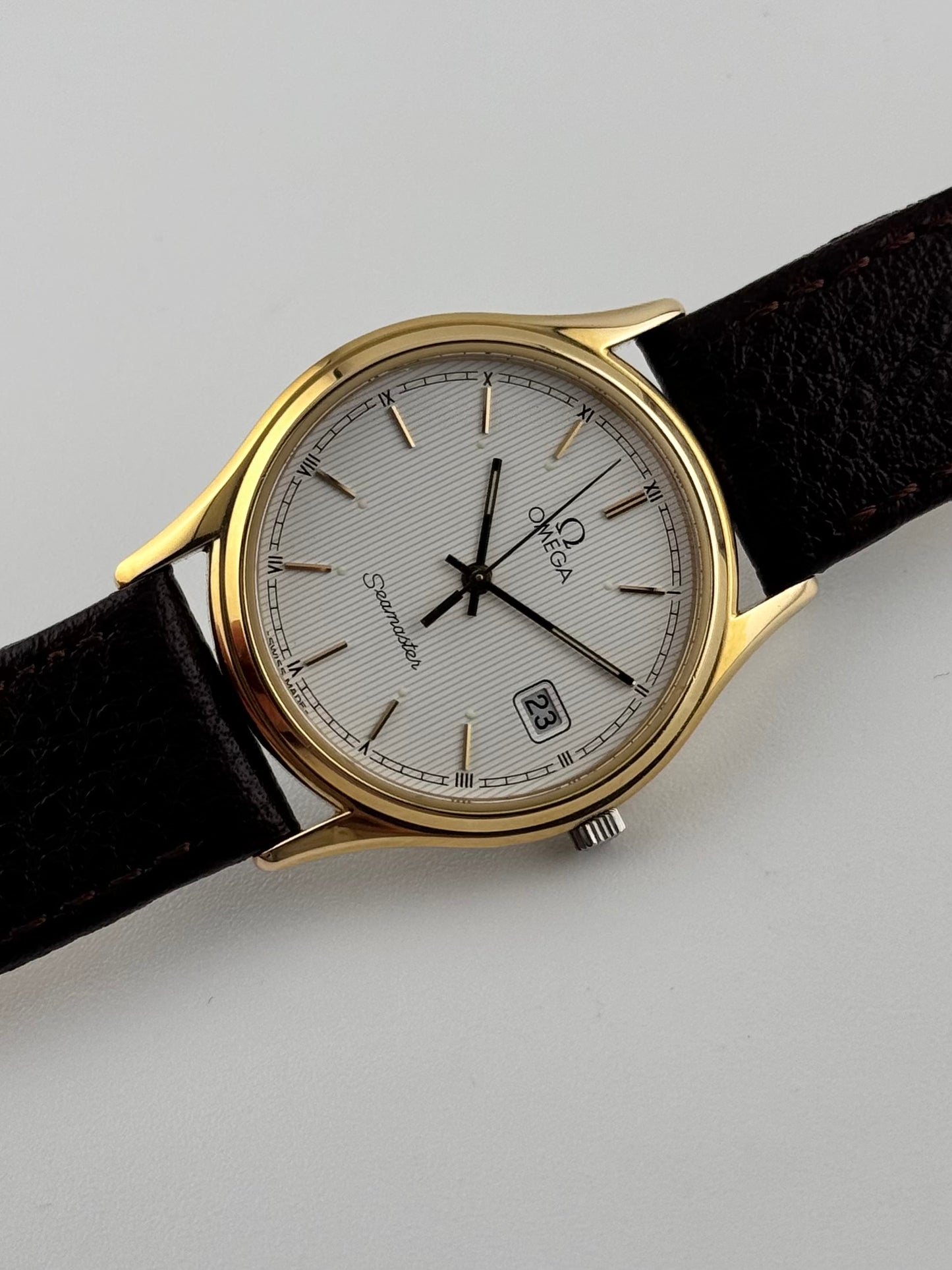 Omega Seamaster Quartz 196.0251 Linen-stripe Dial