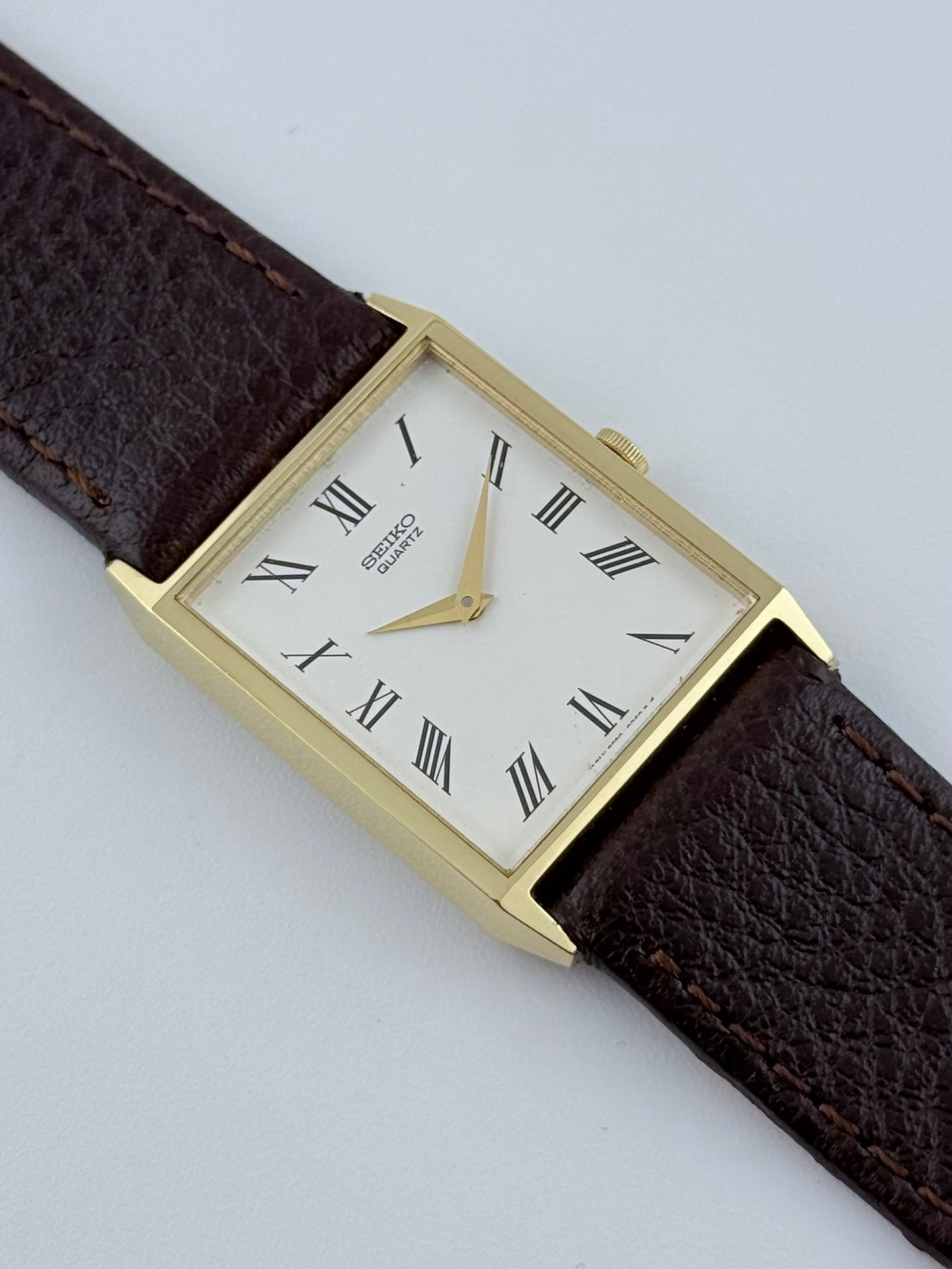 Seiko Tank Quartz 8620-5019