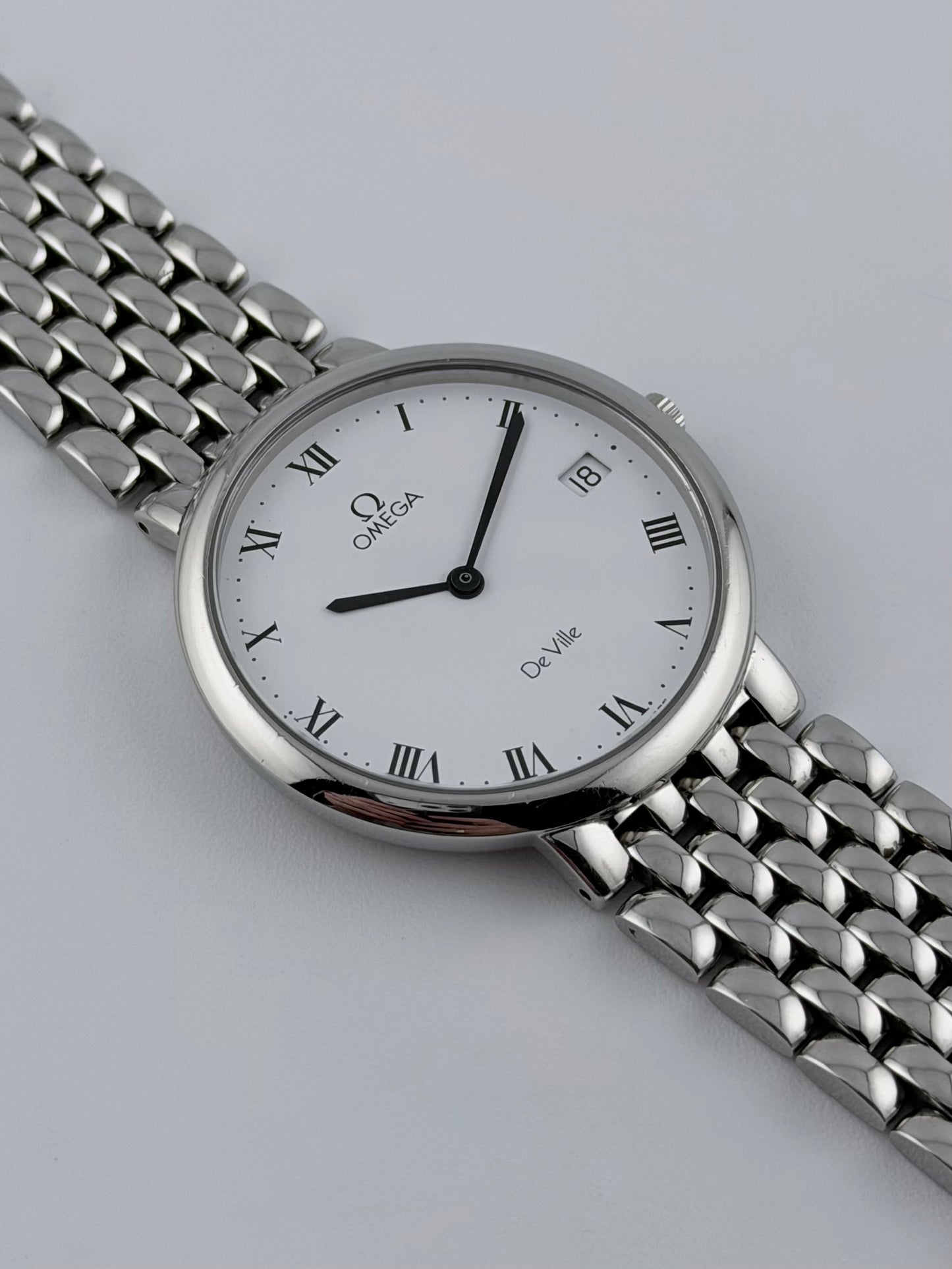 Omega De Ville Quartz Date 396.2432  - Original bracelet