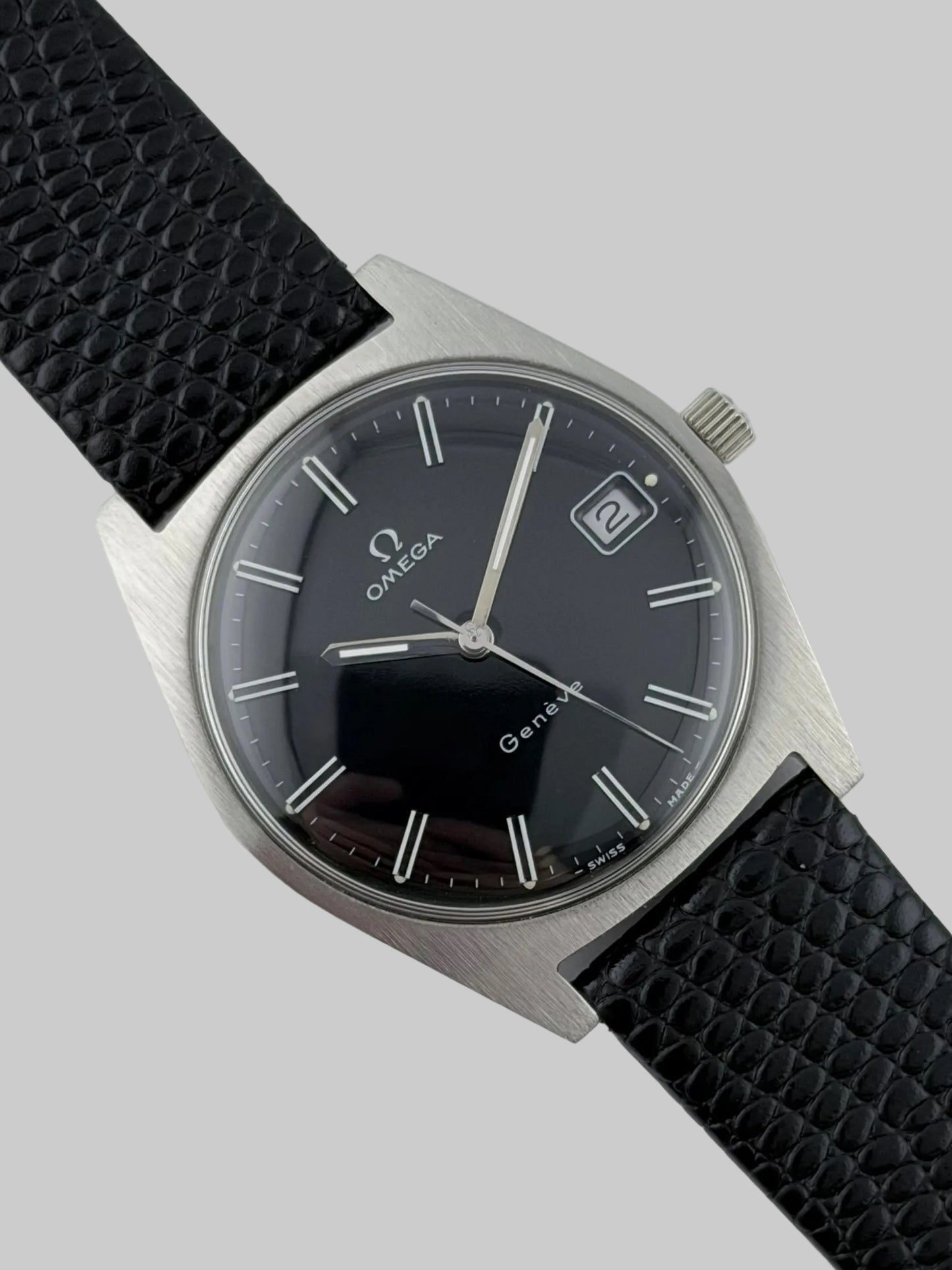Omega Geneve Date Manual Wind 136.041