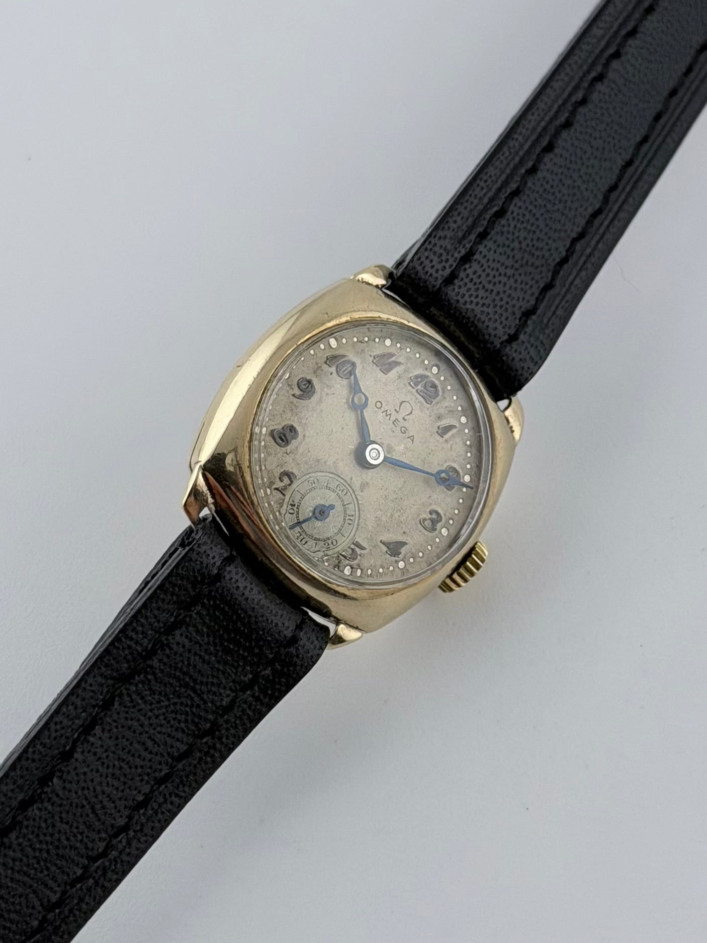 Omega 1930s Ladies Manual Wind - 9ct Gold