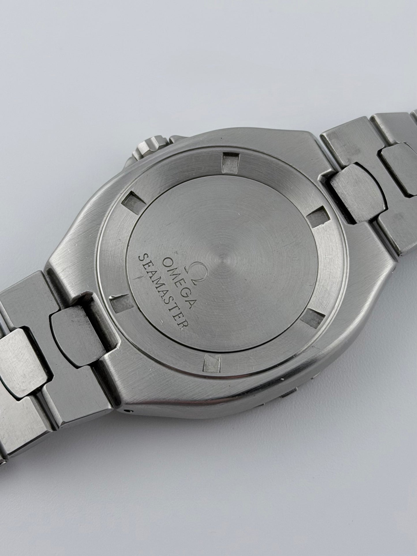 Omega Seamaster Professional 200m Quartz Jumbo Pre Bond - 396.1041