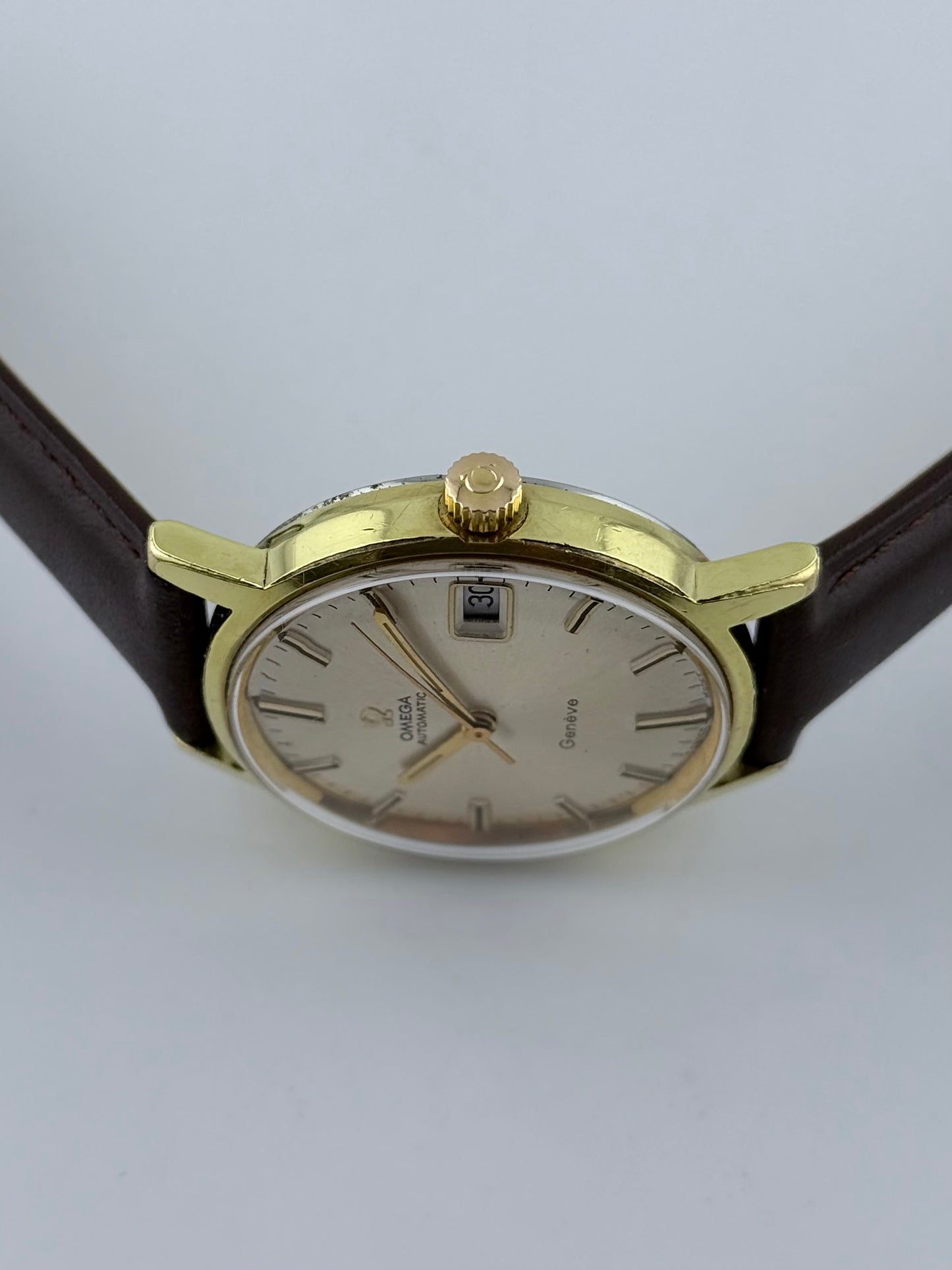 Omega Geneve Automatic Date 166.070 Sunburst Dial