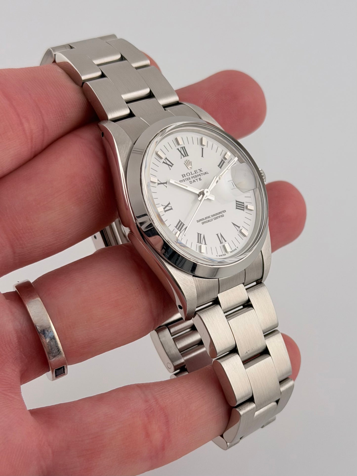 Rolex Oyster Perpetual Date Automatic - 15000 - Near New Condition! - Original Box