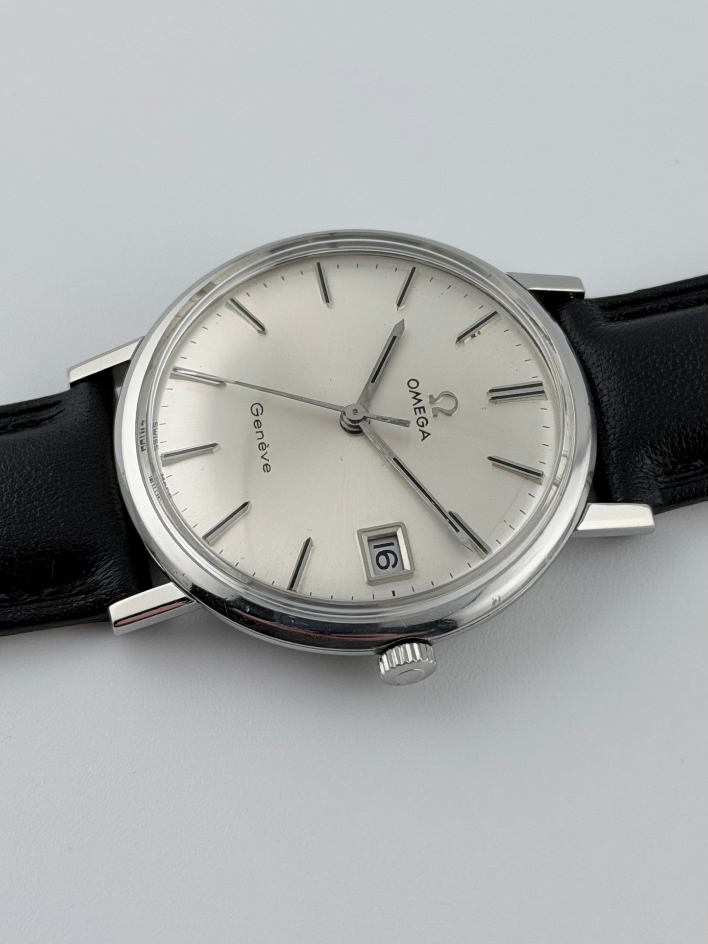 Omega Geneve Manual Wind 131.019 - Complete Set! - Box, Wallet, Papers