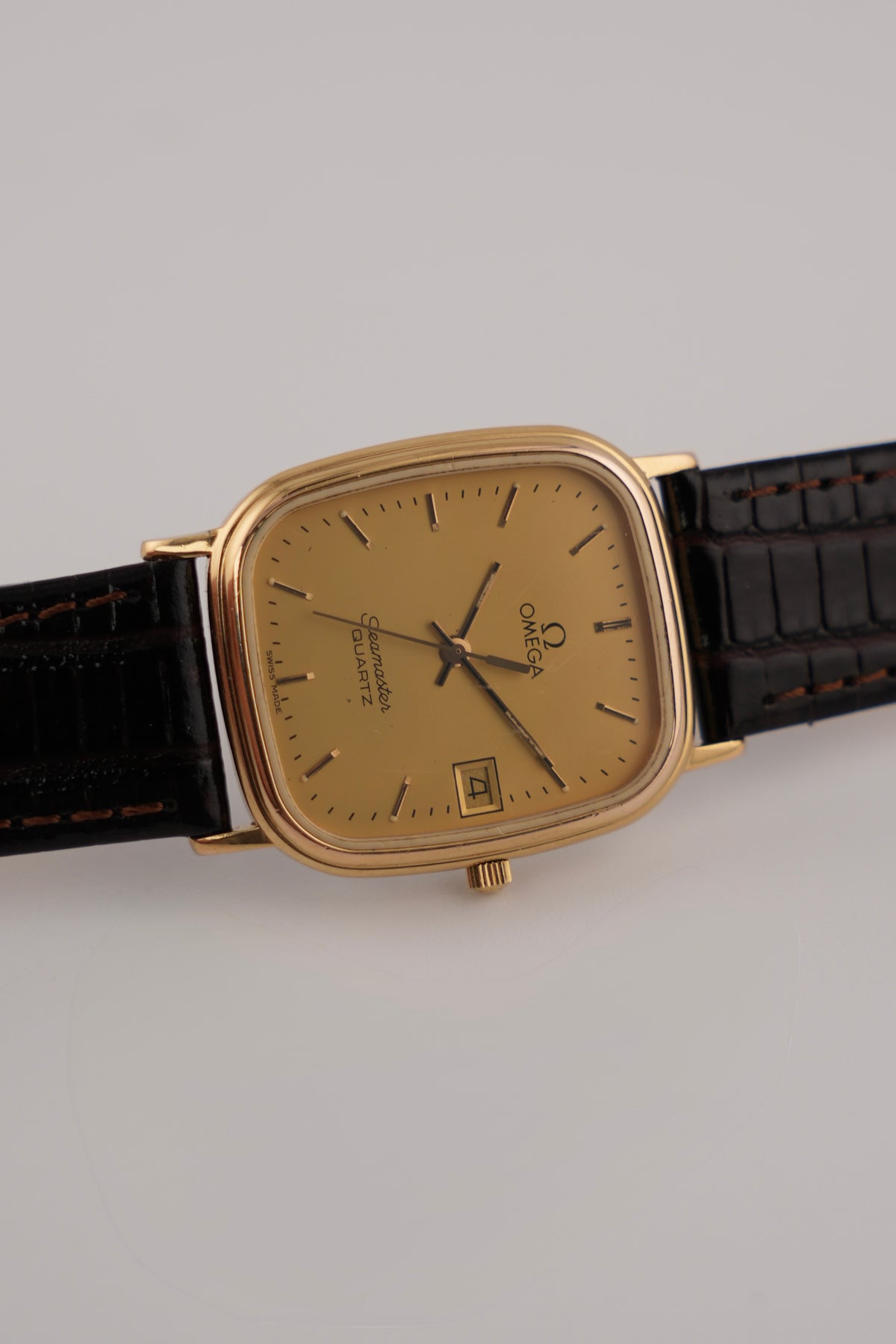 Omega Seamaster Tank Quartz Date 196.0267
