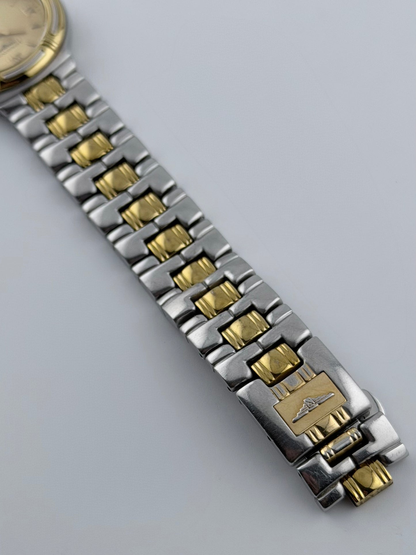 Longines Quartz Date - L5.151.3 - Ladies - with Booklets