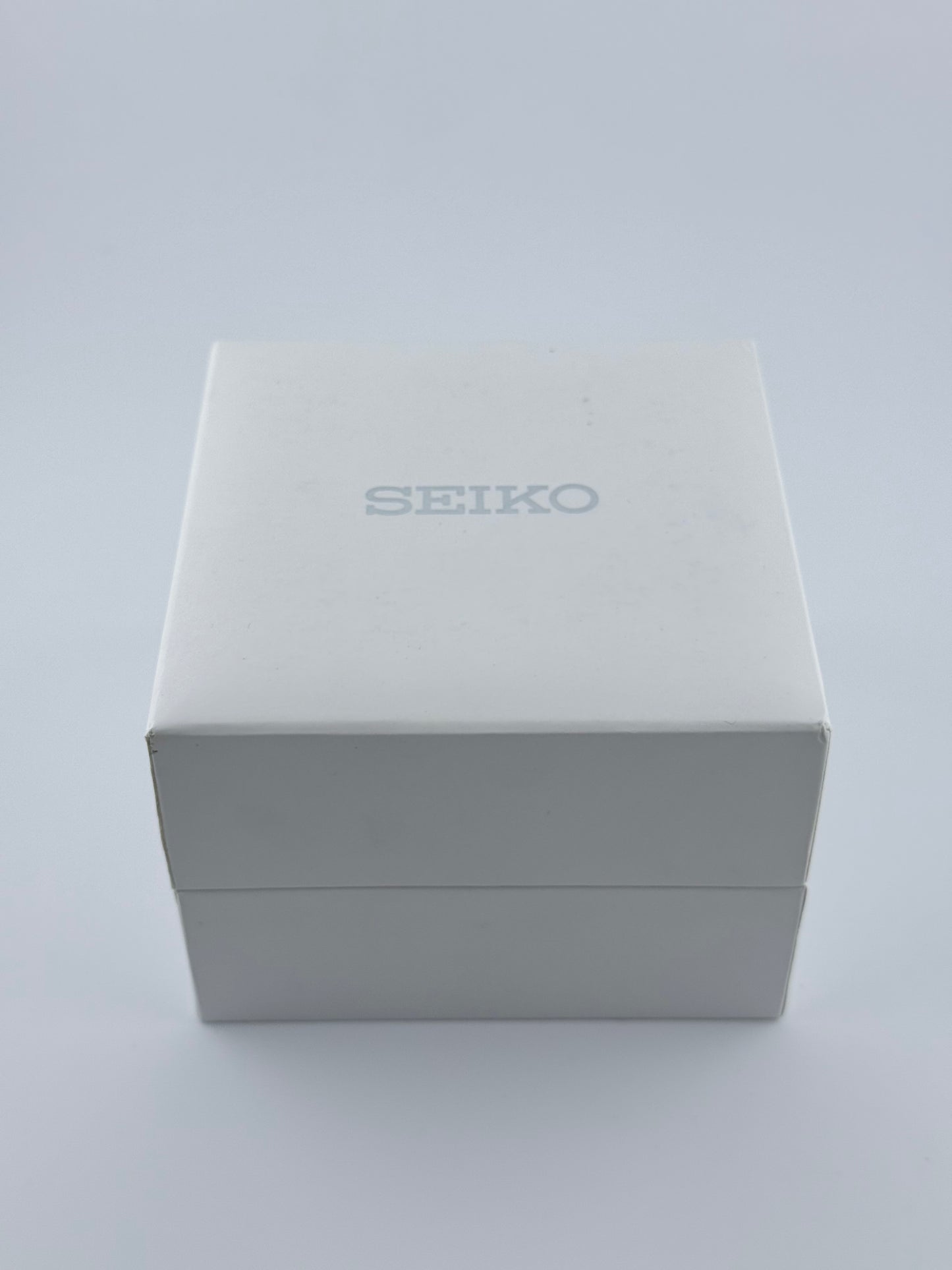 Seiko 5 Automatic 7S26-0480 - Blue Dial - Box and Hang Tag.