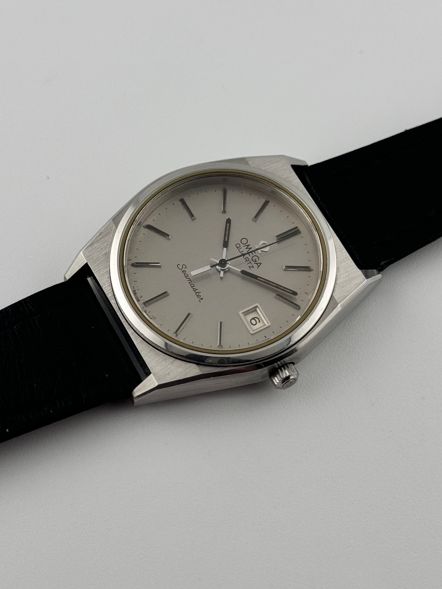 Omega Seamaster Quartz Date 196.0088
