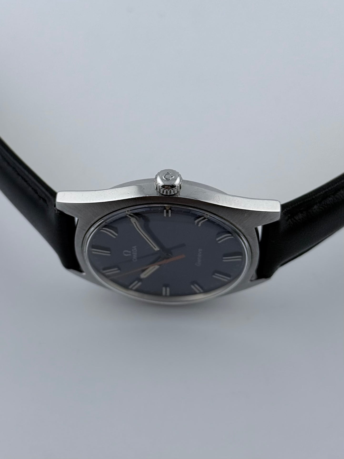 Omega Geneve Date Manual Wind 135.041