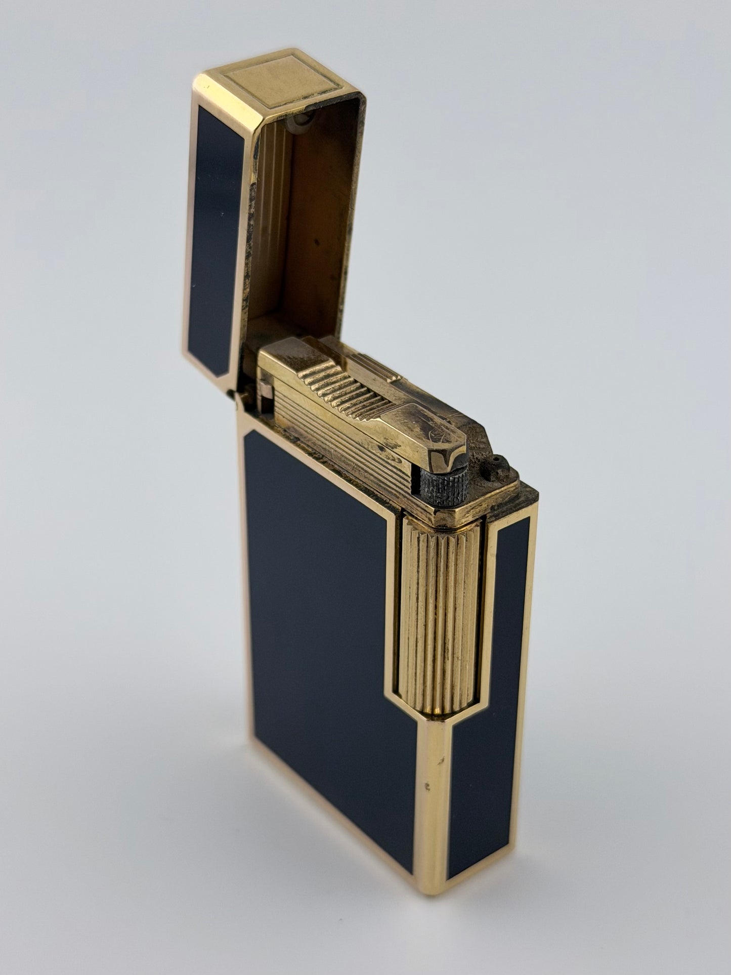 St Dupont Lacquer De Chine Lighter - Original Box