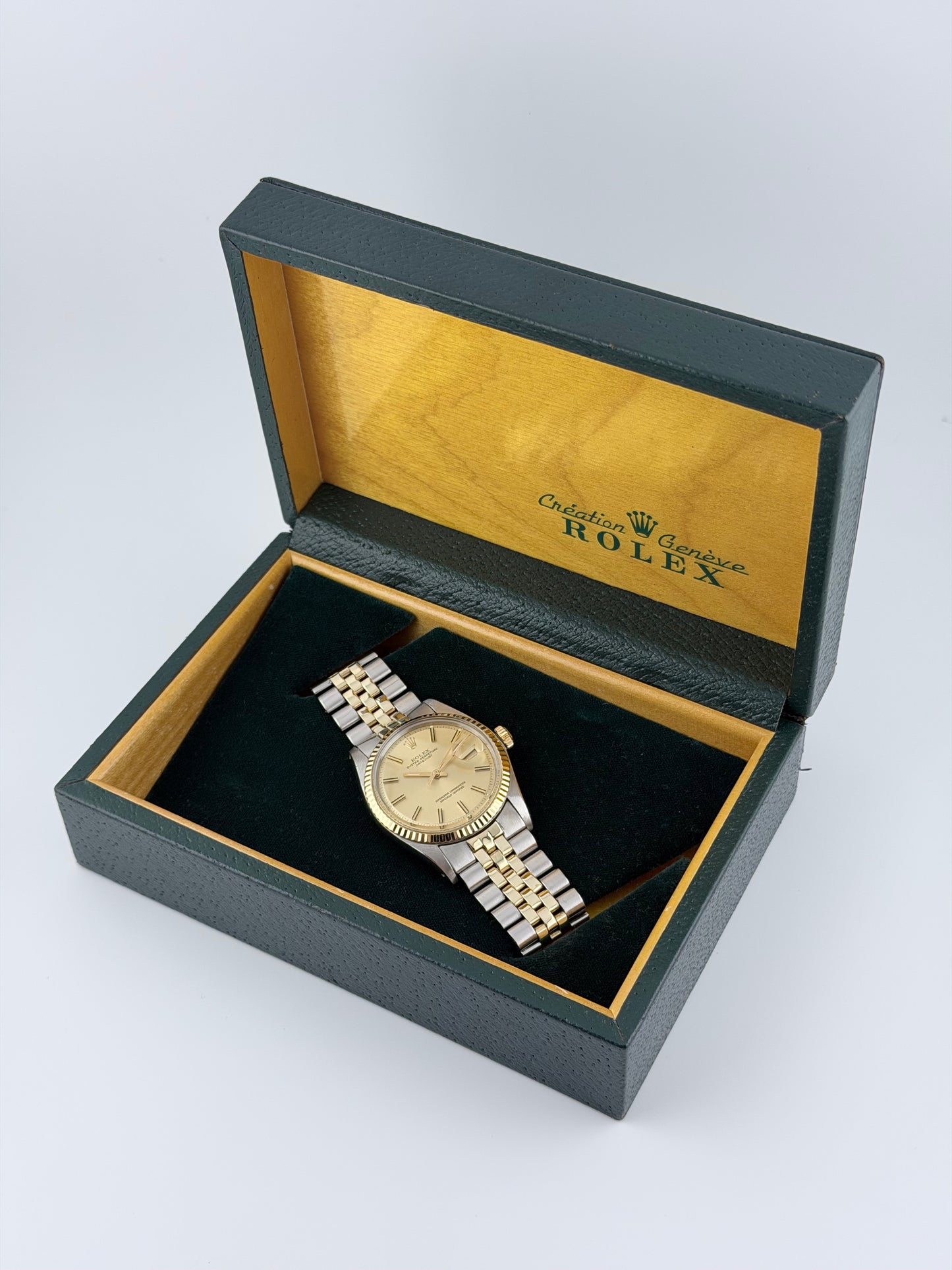 Rolex Datejust Oyster Perpetual - 1601 - “Wide Boy” - Box and Booklets