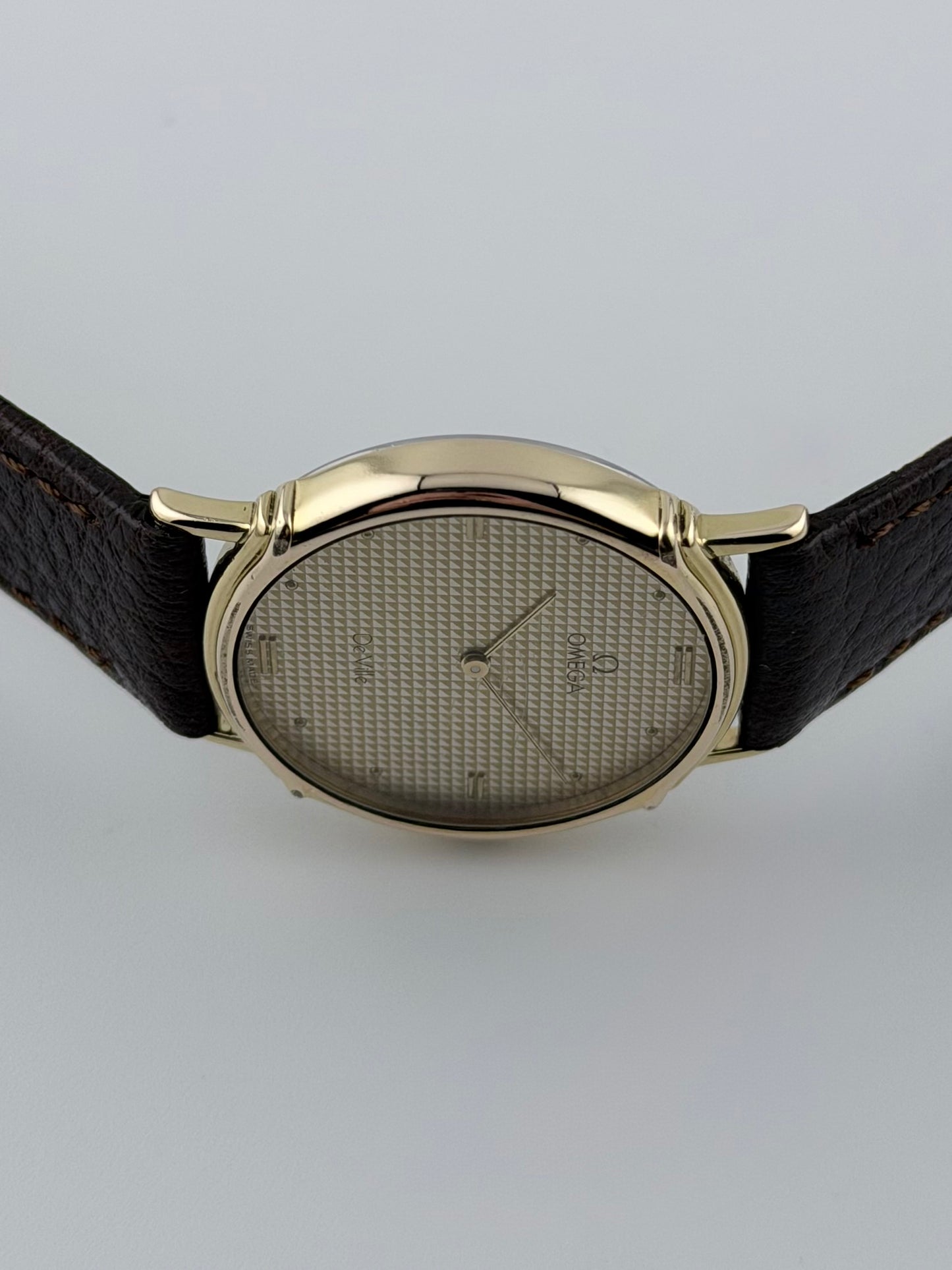 Omega De Ville Quartz 191.0229 - Rare Case and Dial