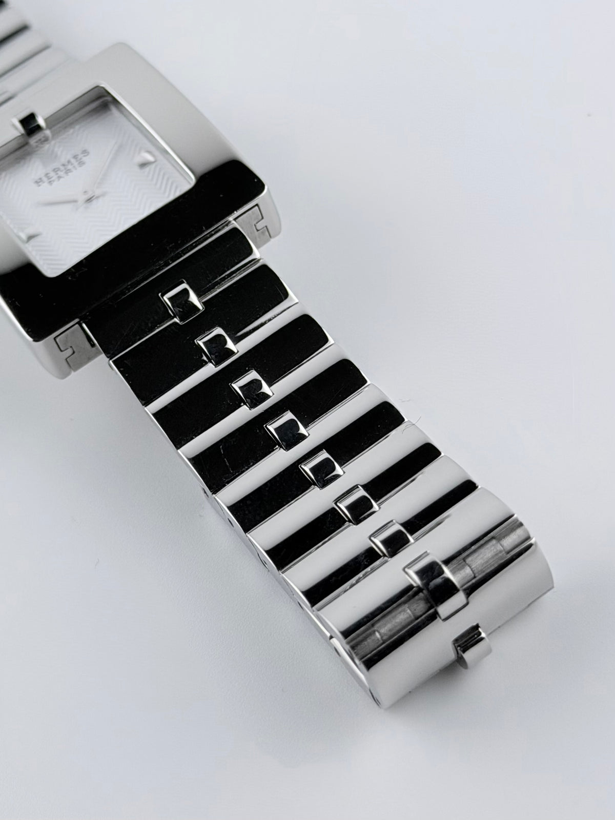 Hermes Paris Belt BE1.210 Large - White Chevron Dial - near mint - with Box/Booklet/Tag - Ladies