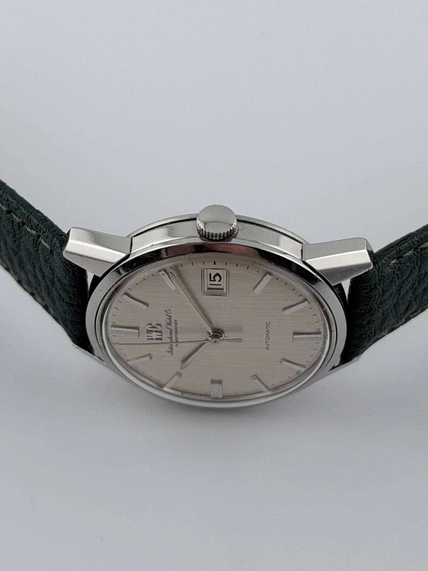 IWC Shaffhausen Automatic Date - 810A