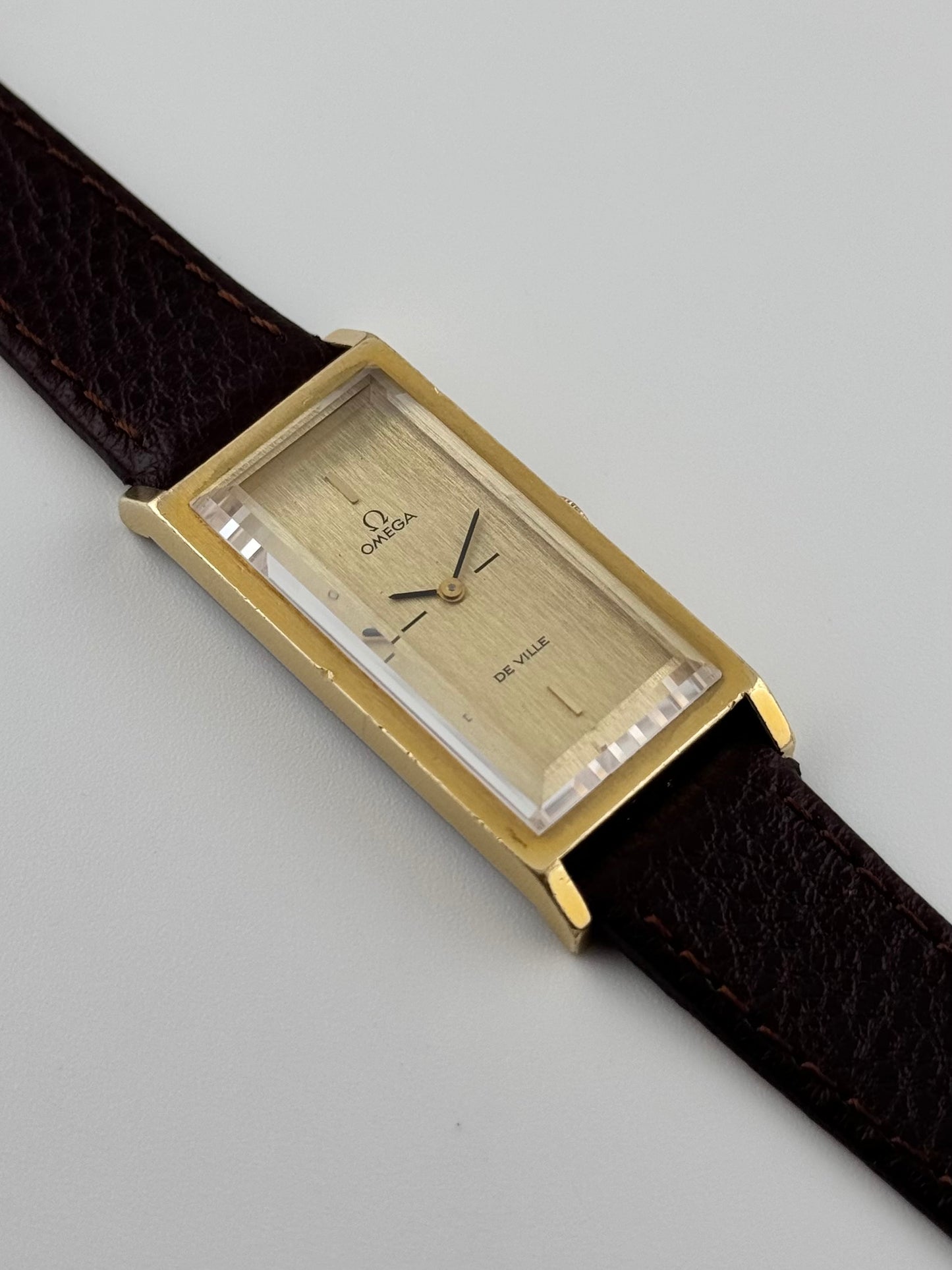 Omega De Ville Collector's Watch - Andrew Grima Emerald Line - 511.0377