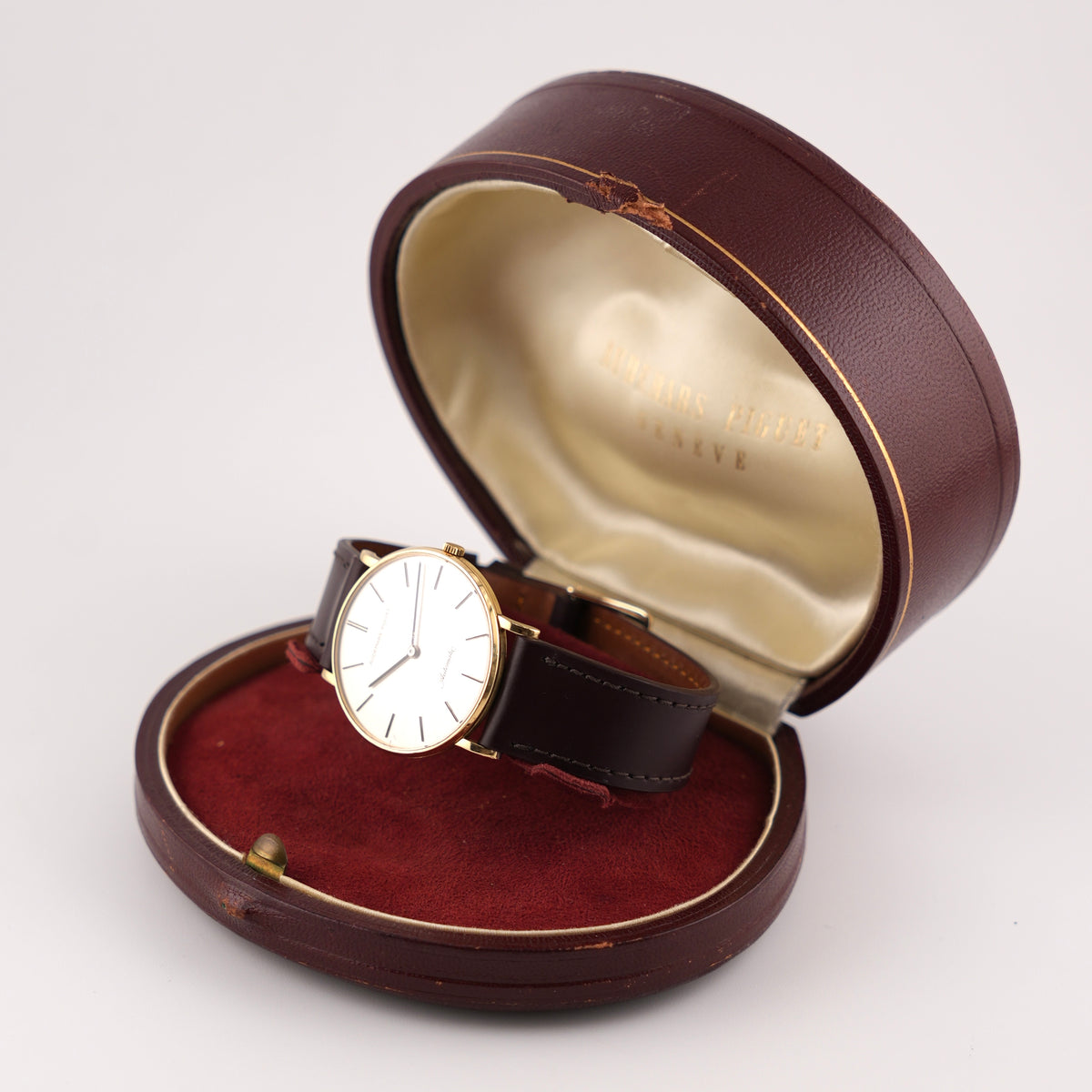 Audemars Piguet Automatic solid 18ct Gold - Rare