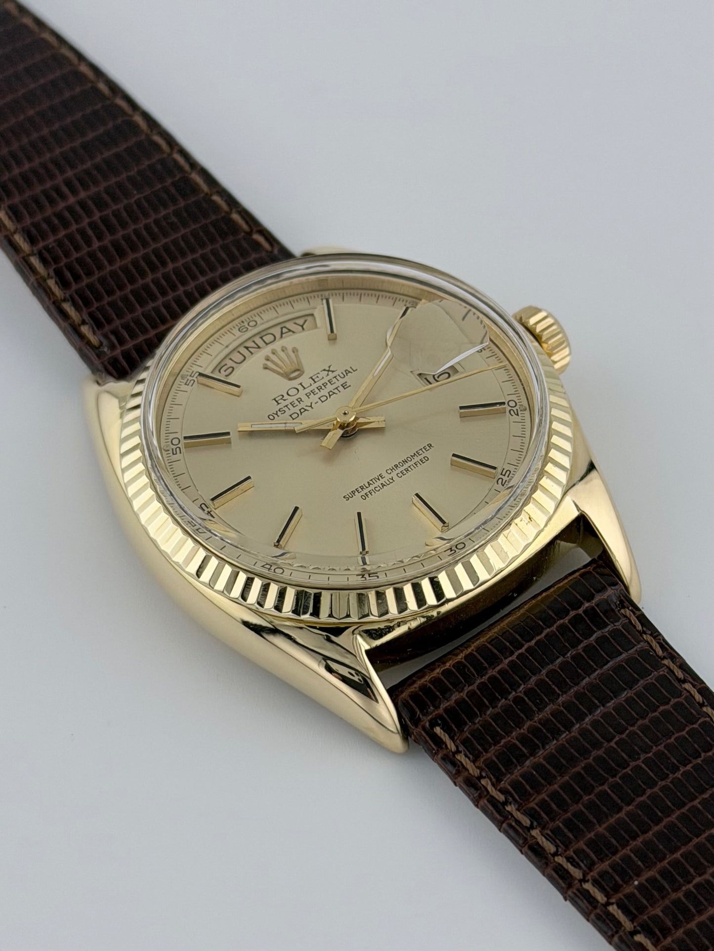 Rolex Oyster Perpetual Day-Date - 1803 Solid 18ct Gold