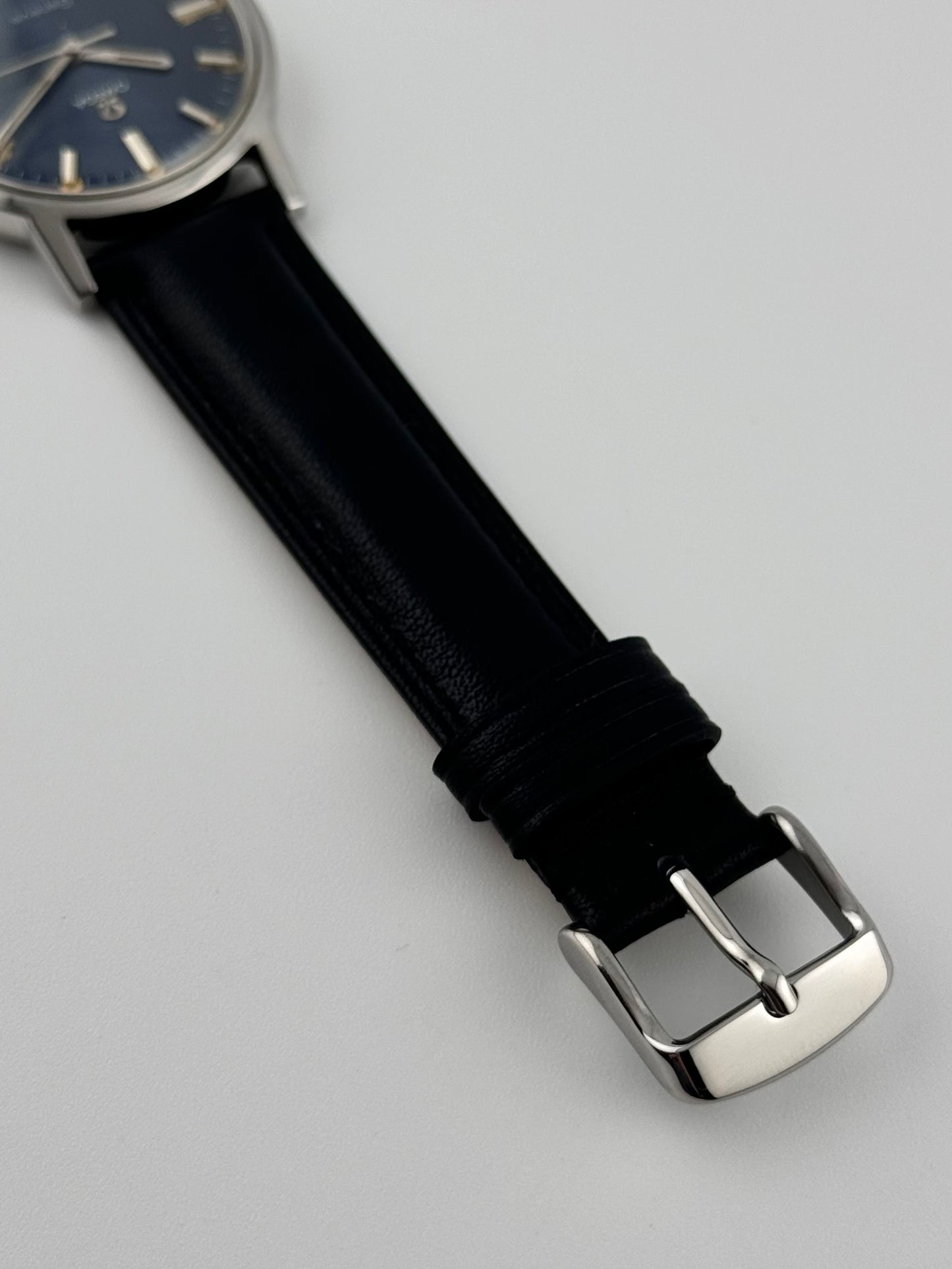 Omega Geneve Manual Wind - 135.070