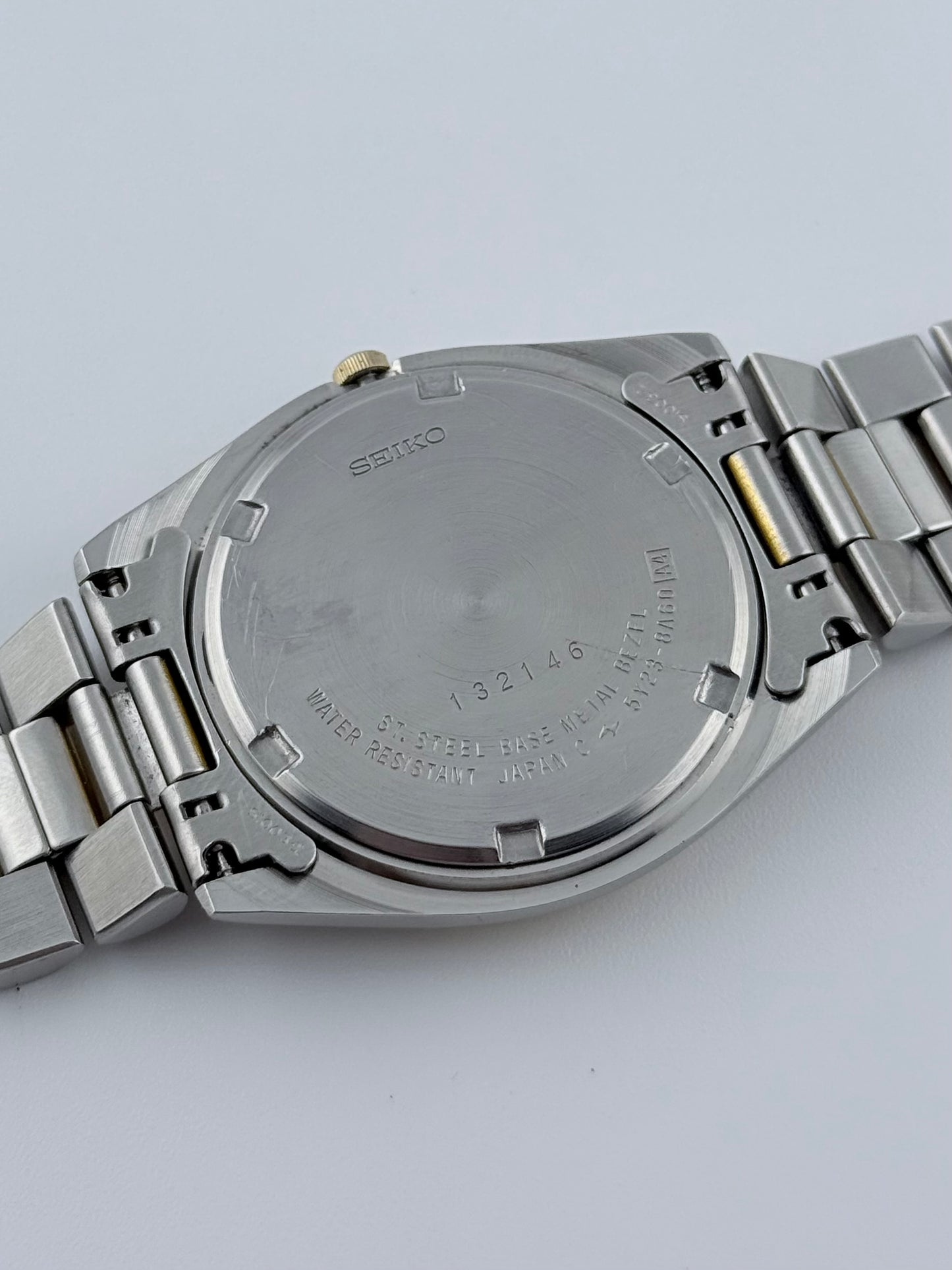 Seiko SQ Quartz Day-Date 5Y23-8A60