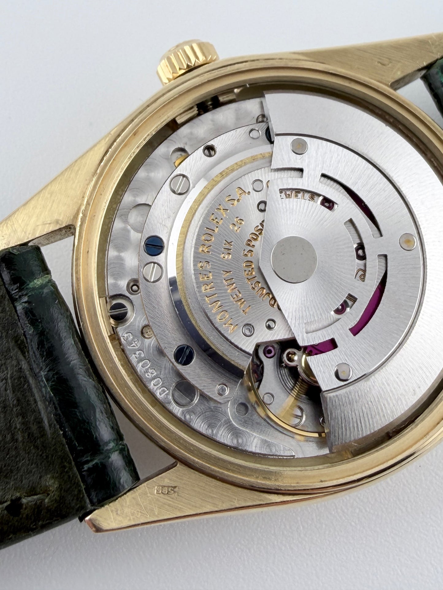 Rolex Oyster Perpetual Date Automatic - 1500/7 14ct Gold