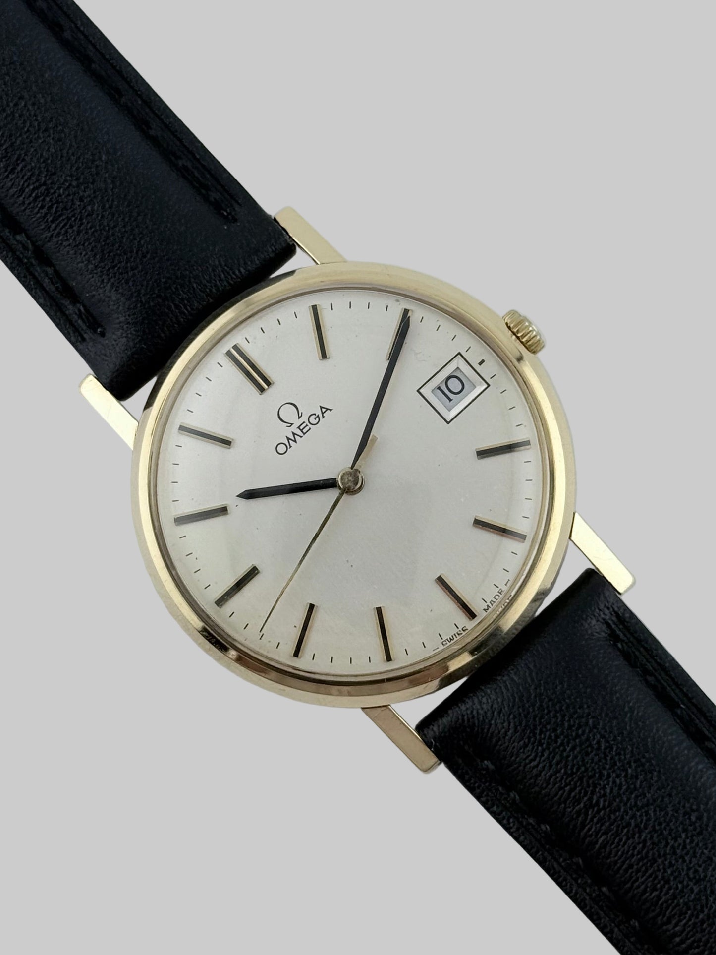 Omega Geneve Manual Wind 9ct Gold - 132.5017 - Original Box and Papers